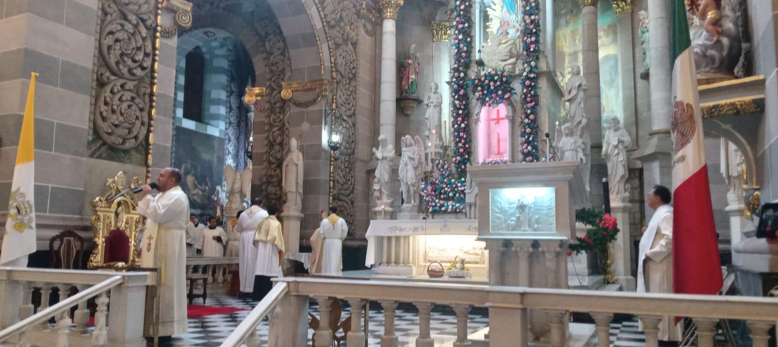 $!Pide Obispo a la Virgen de la Inmaculada Concepción que no haya huracanes ni Covid ni violencia
