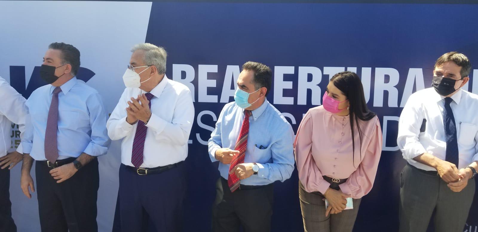 $!Reabren alberca olímpica de la UAS; Gobernador se compromete a aportar 10 millones de pesos para una techumbre