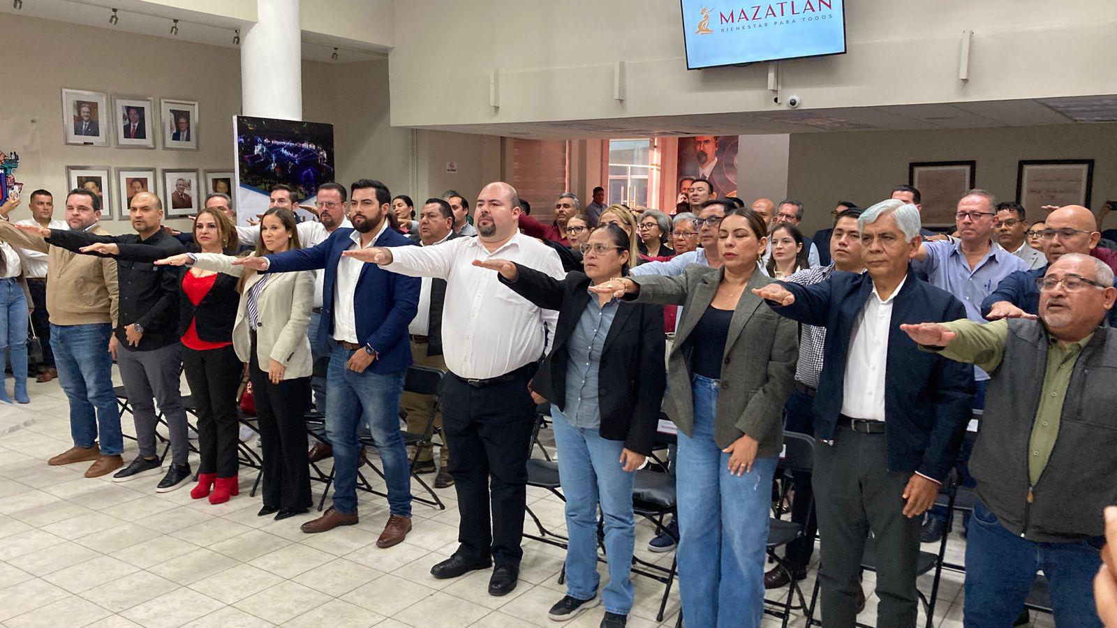 $!Rinden protesta integrantes del nuevo Comité de Planeación Municipal 2024-2027