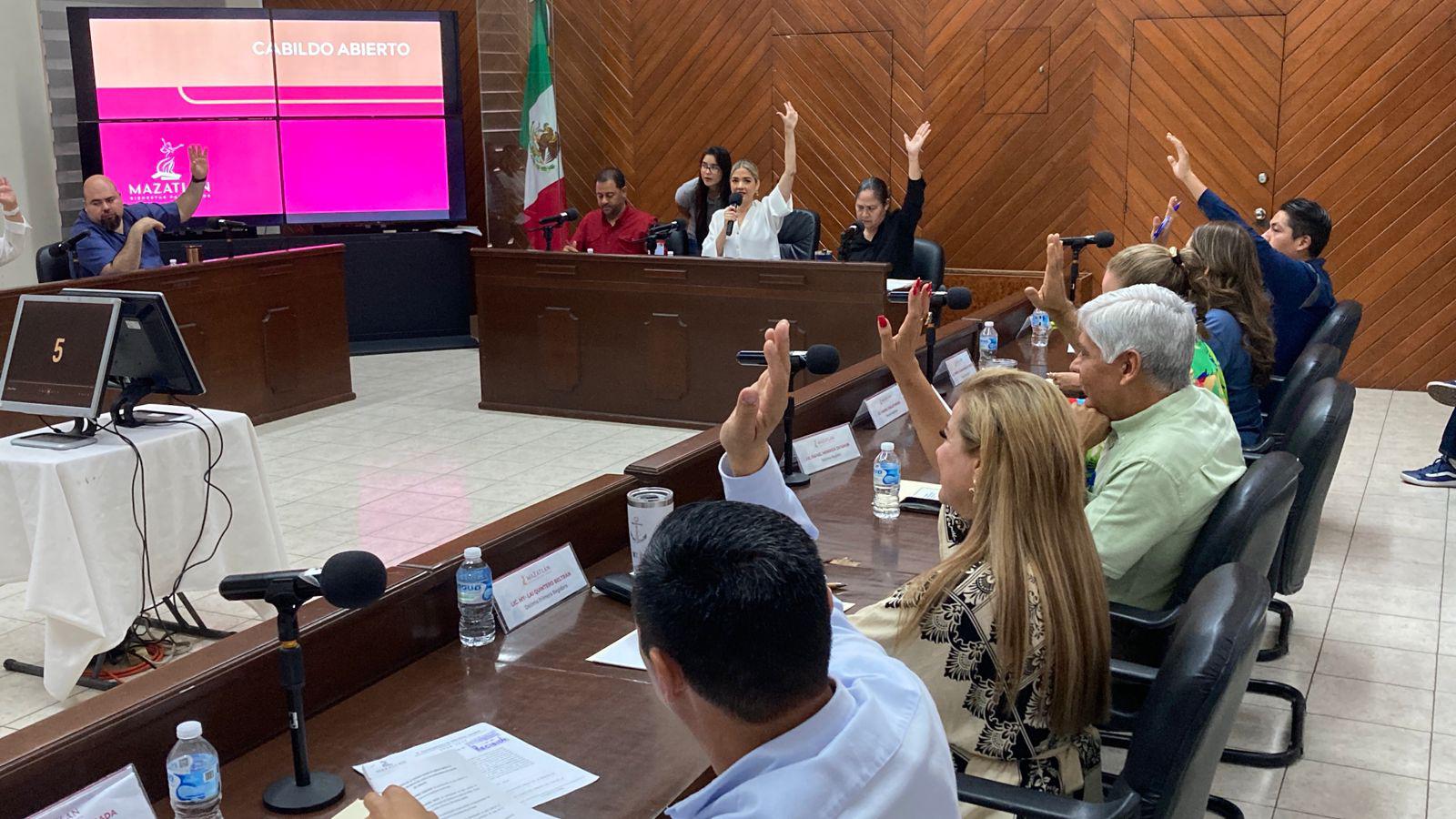 $!Ciudadanos exponen necesidades urgentes en la tercera sesión de Cabildo Abierto en Mazatlán