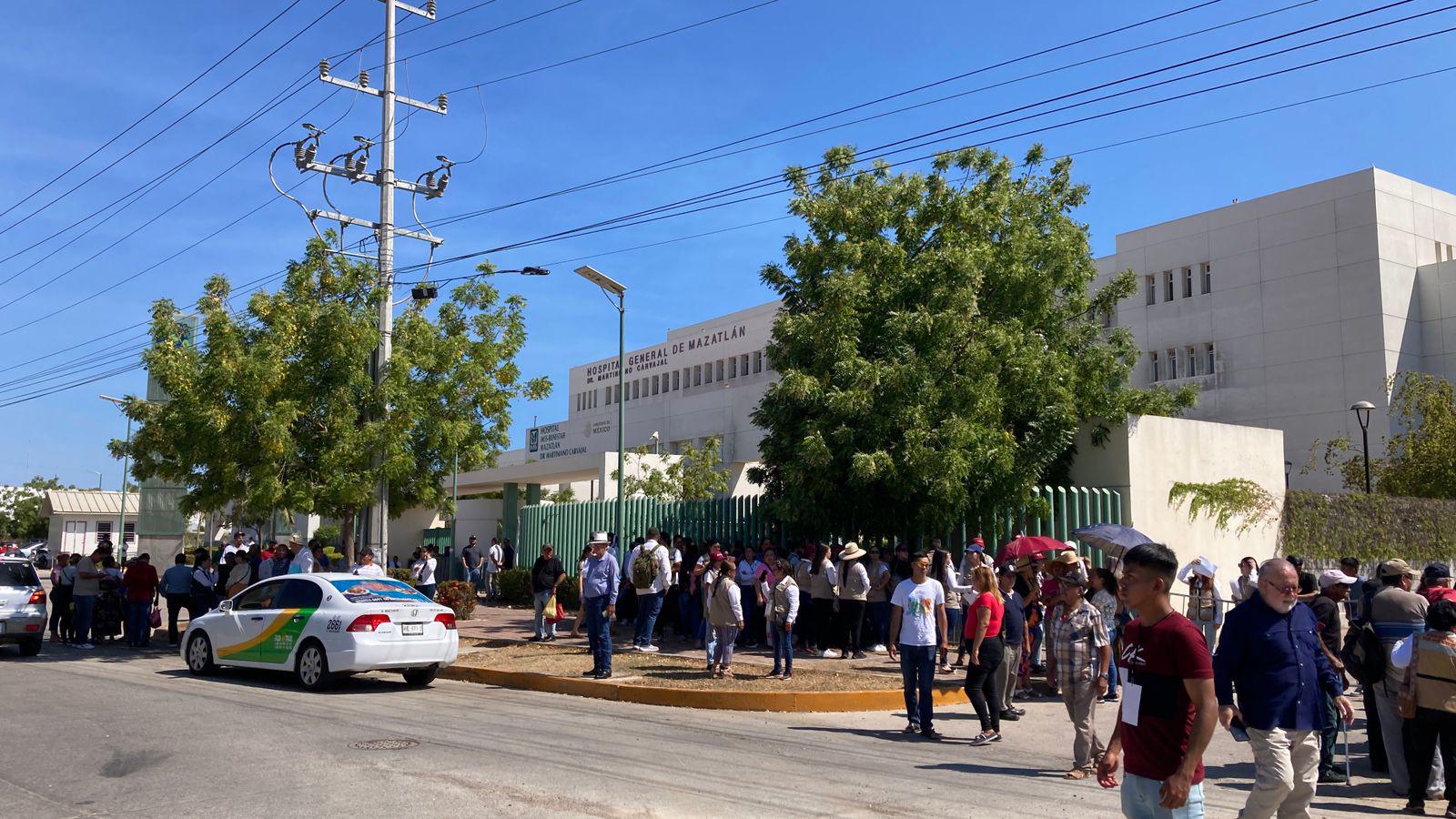 $!Esperan la llegada de Claudia Sheinbaum en el Hospital General de Mazatlán