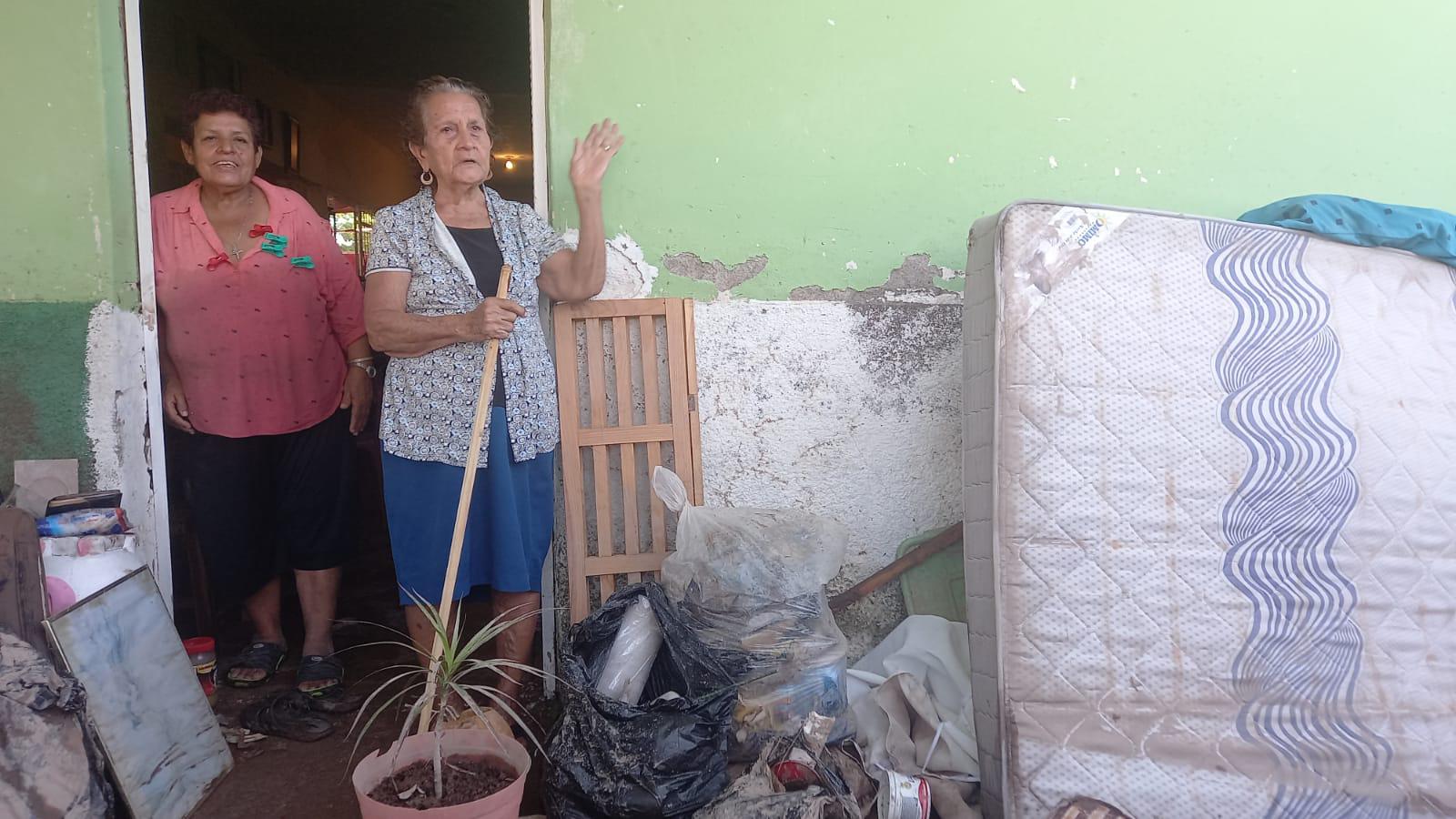 $!Lleva Quirino a La Concha promesas de soluciones a afectados por huracán Pamela
