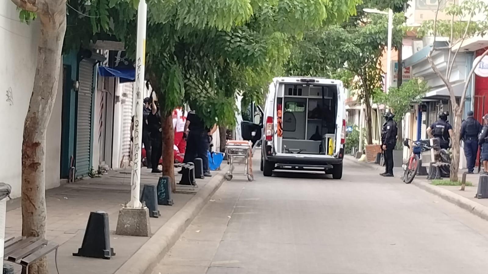 $!Hieren a un payaso y a otra persona en balacera en el Centro de Culiacán