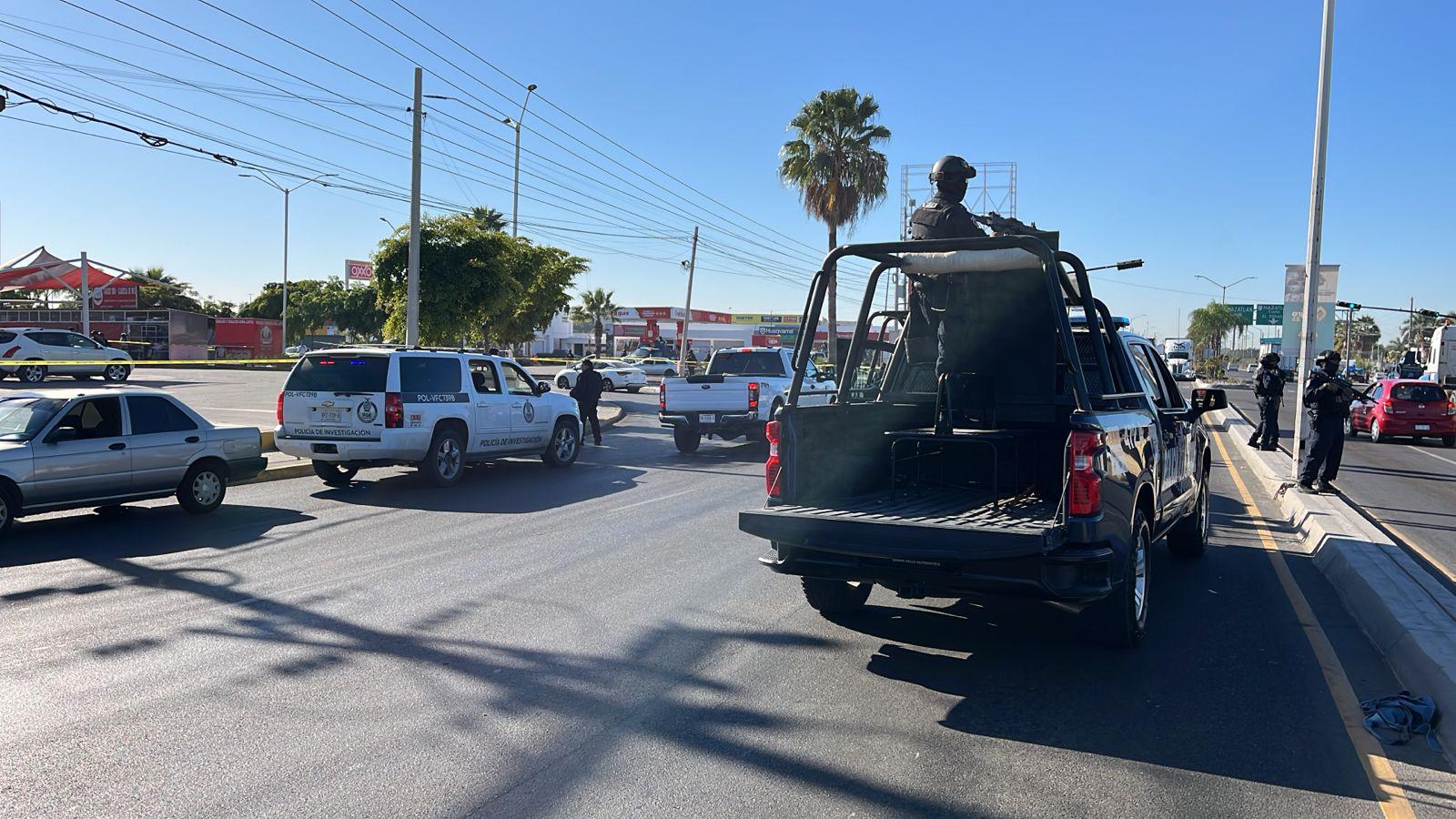$!Atacan a balazos a personal de la Fiscalía de Sinaloa al sur de Culiacán