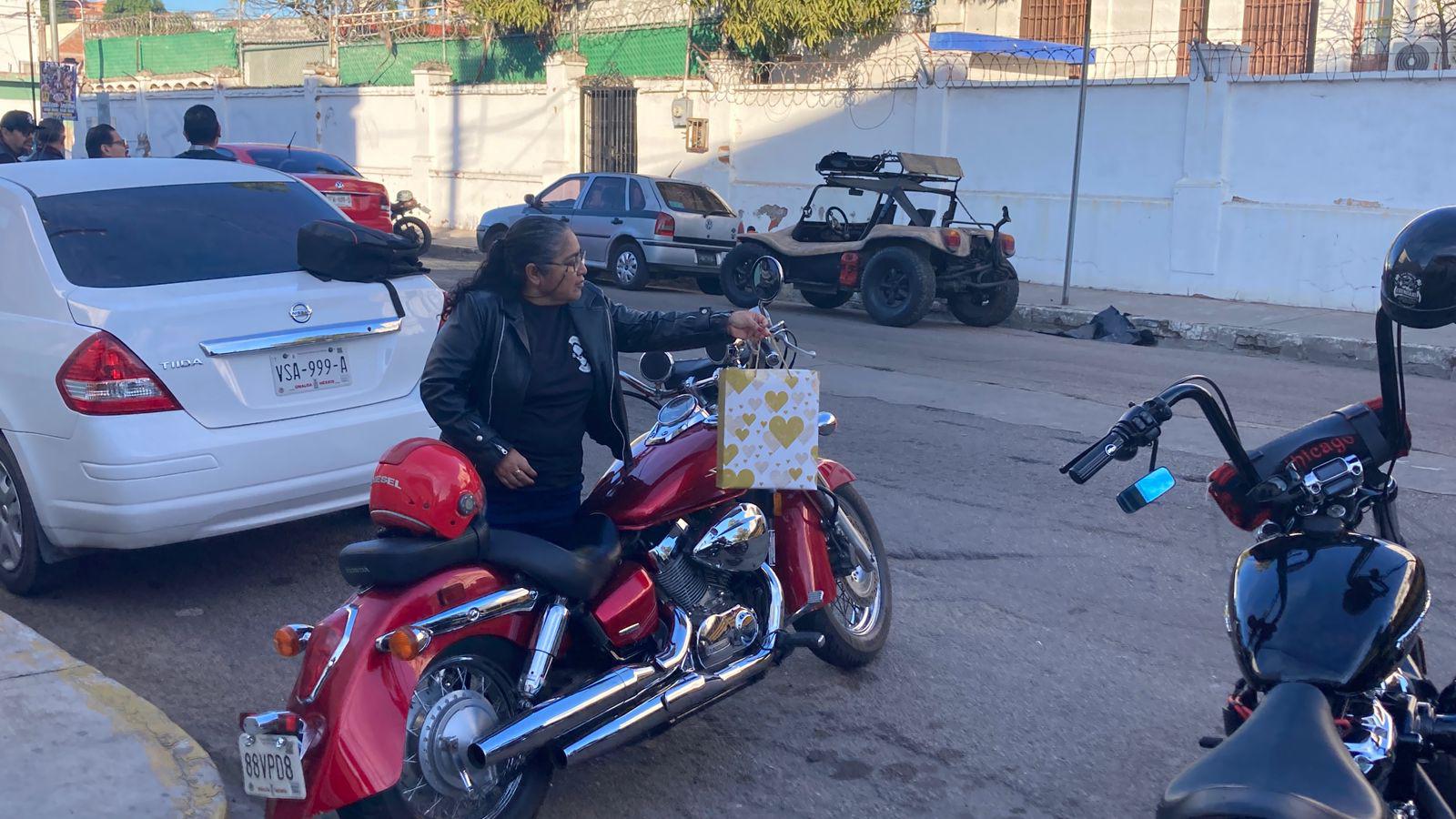 $!Lleva Motoclub Mazatlán una mañana de convivencia y diversión a niñas del Orfanatorio