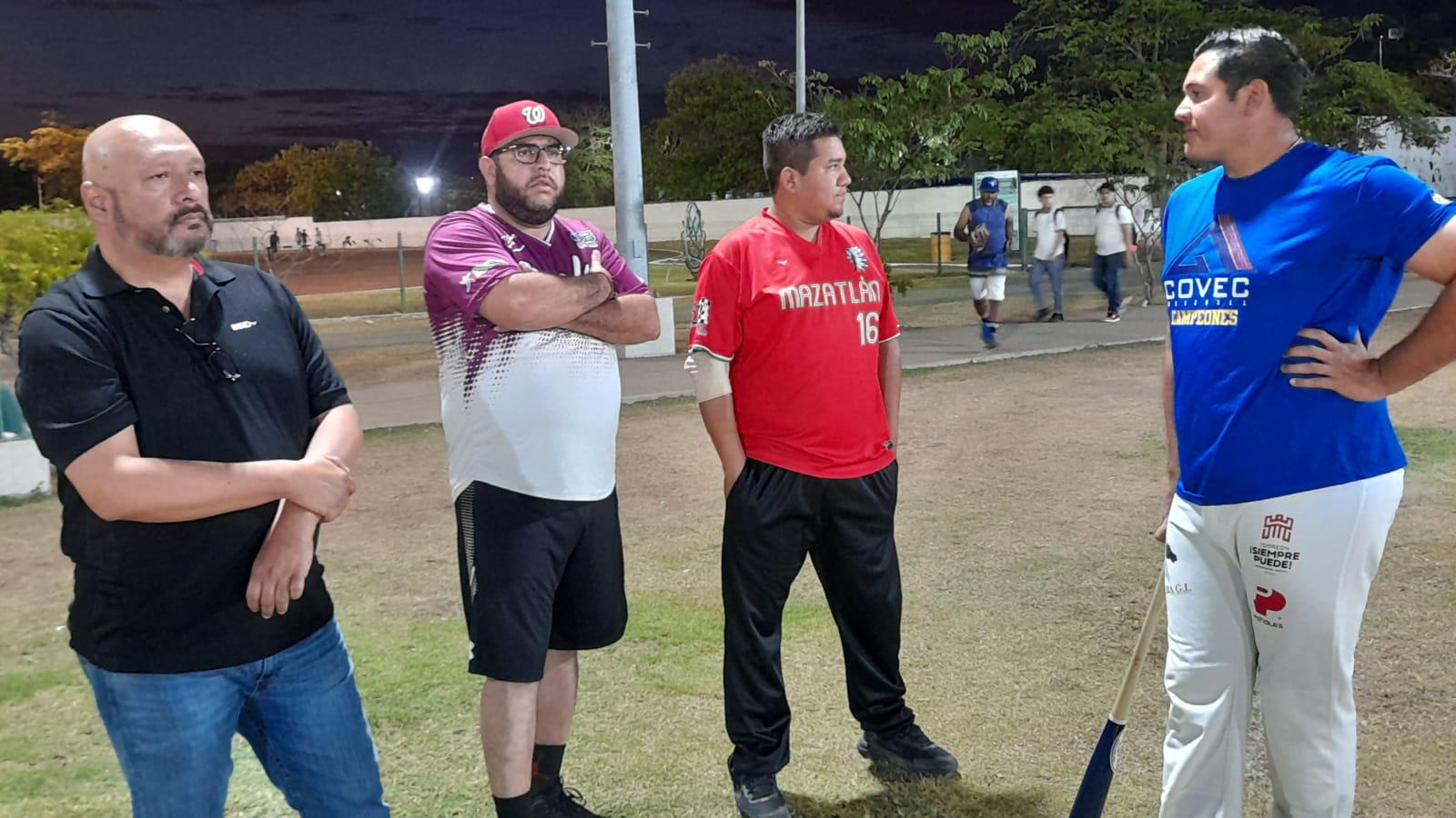 $!Selección de Beisbol de Mazatlán entrena con miras de refrendar campeonato