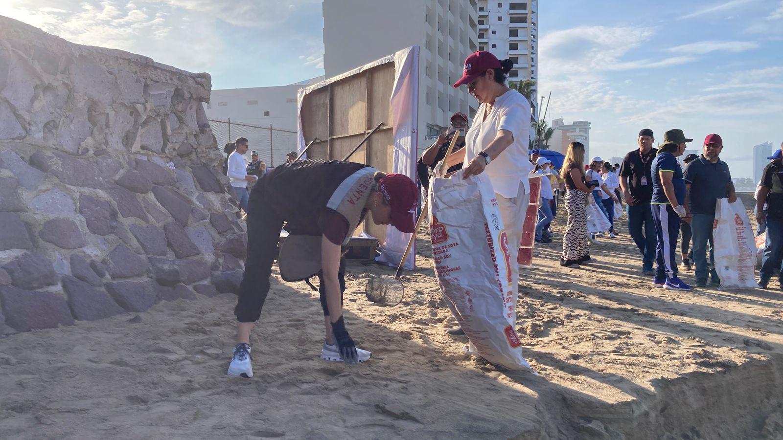 $!Cumplen funcionarios y voluntarios con la quinta jornada de limpieza ‘Mazatlán Te Quiero Limpio’