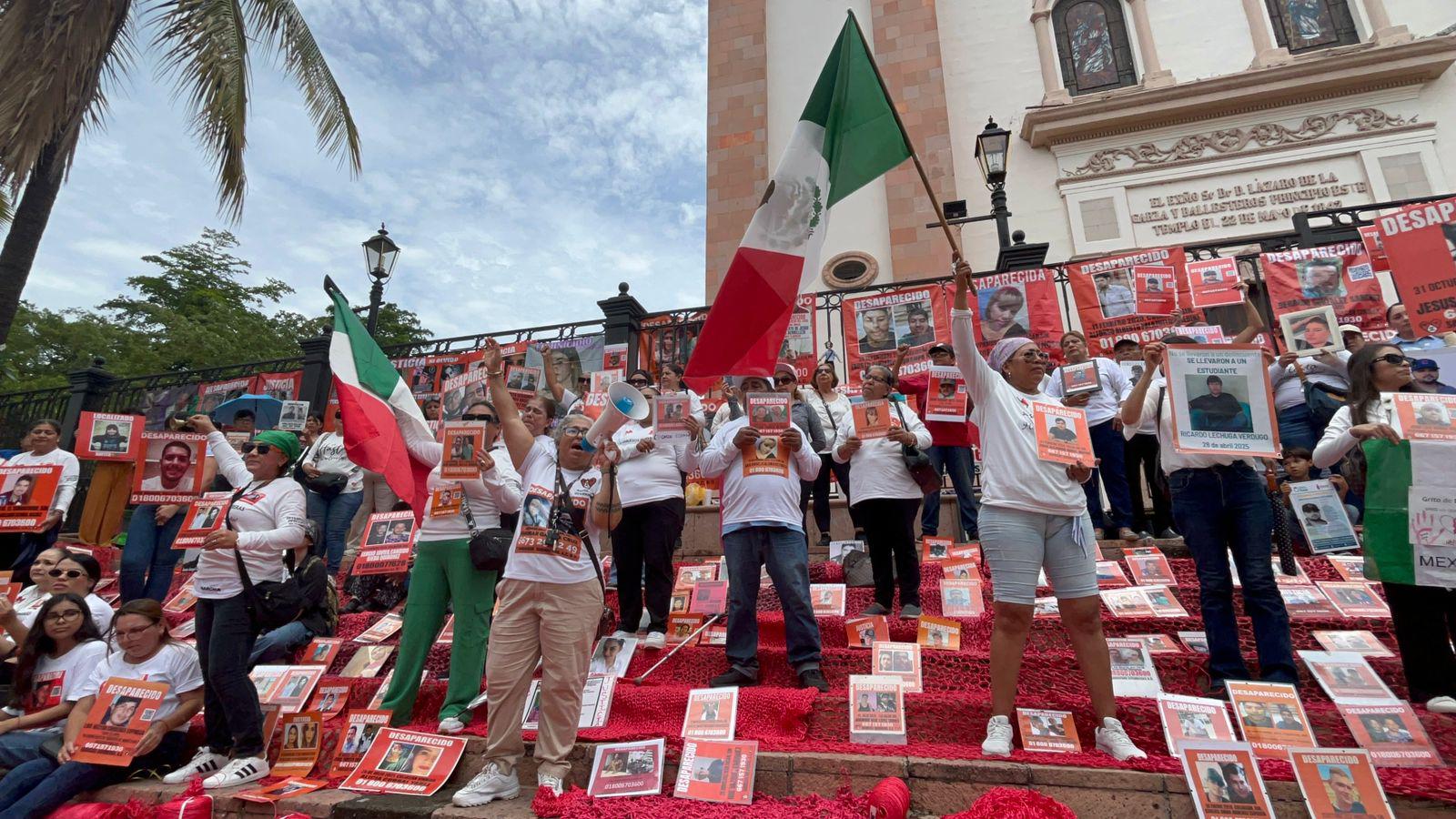 $!Colectivo de búsqueda en Culiacán da ‘grito’ por sus desaparecidos en el Día de la Independencia