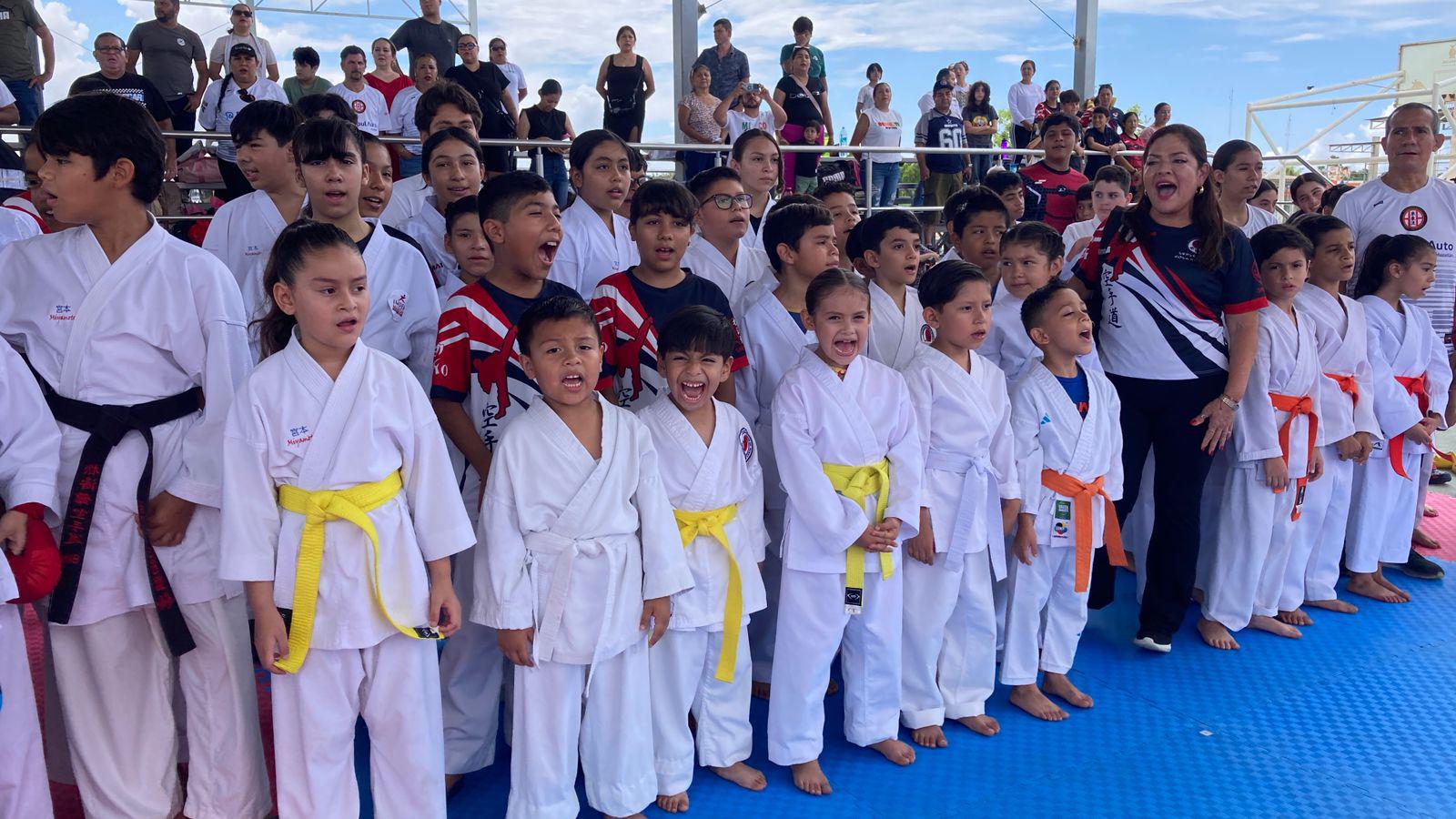 $!Celebran apertura de Copa Anual Regional de Karate Noroeste