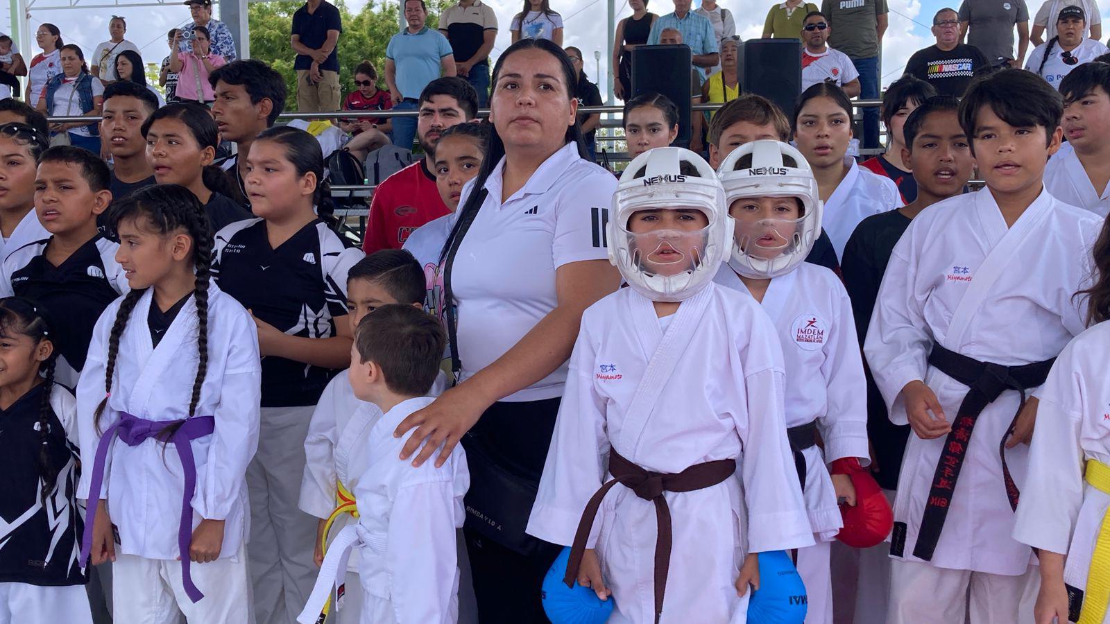 $!Celebran apertura de Copa Anual Regional de Karate Noroeste