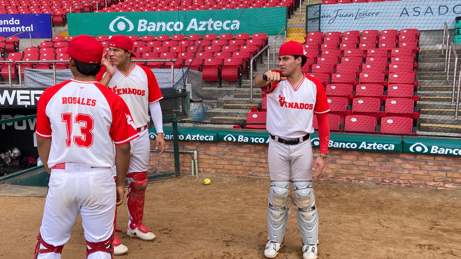 $!Evalúan scouts de Grandes Ligas a 10 talentos de la Academia de Venados