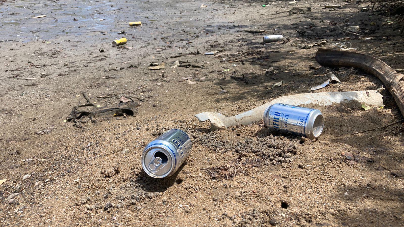 $!Continúa biobarda recolectando basura arrastrada tras las lluvias, en Mazatlán