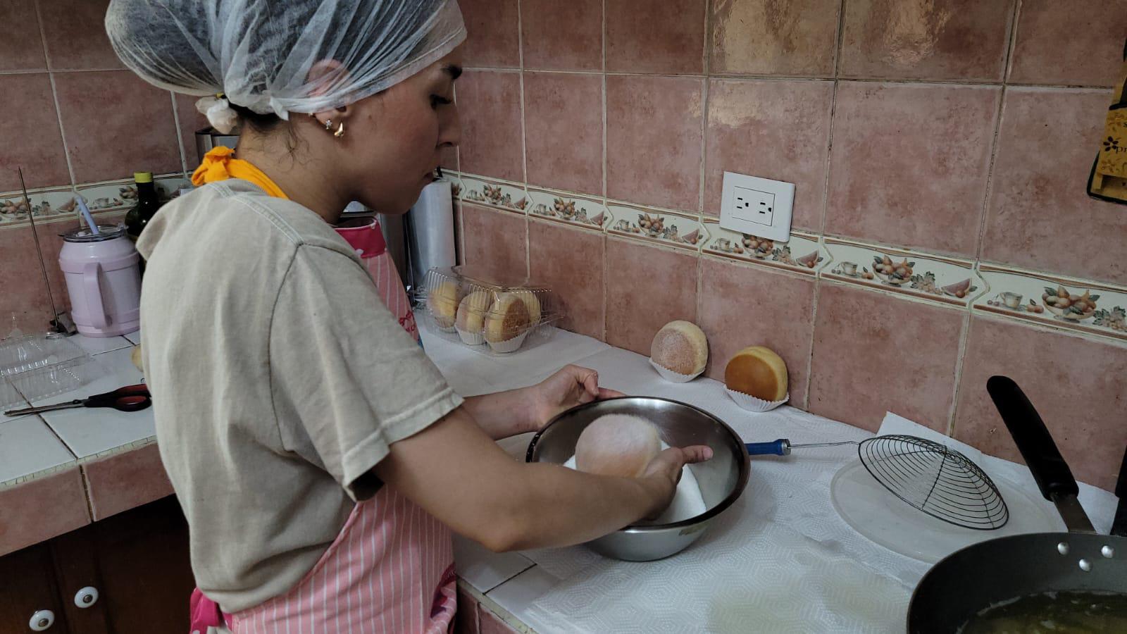 $!Con su negocio, Ruth popularizó las berlinesas en Culiacán