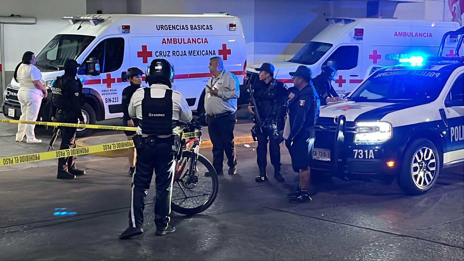 $!Hermanos contratistas son atacados en la carretera Mazatlán–Culiacán; uno muere y otro resulta herido