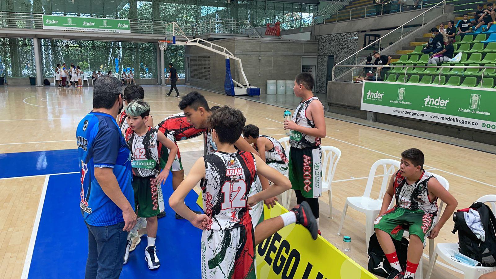 $!Sinaloenses destacan en Festival de Baloncesto, en Colombia