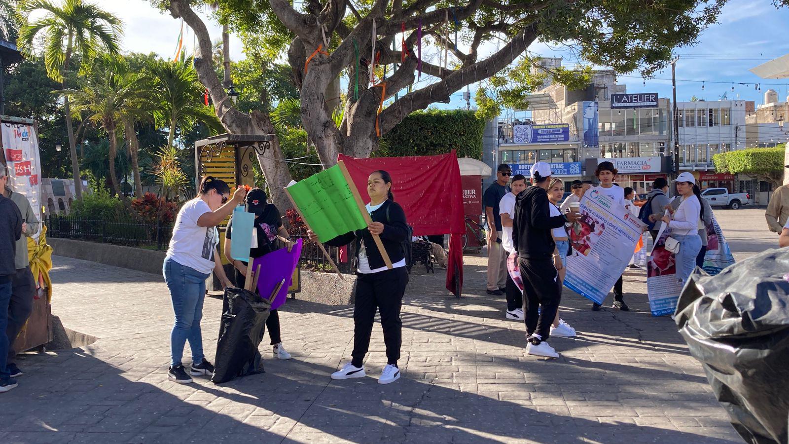 $!Plantean que ardan figuras de Rocha Moya y Estrella en Quema del Mal Humor alterna del Carnaval de Mazatlán