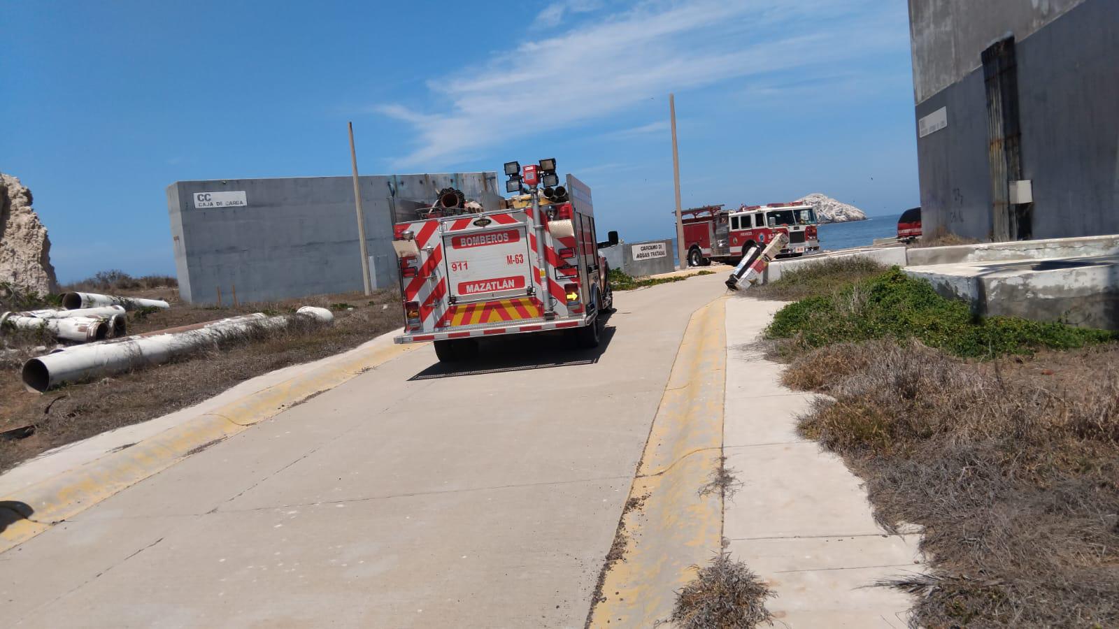 $!Realizan Bomberos de Mazatlán simulacro especializado en materiales de alto riesgo