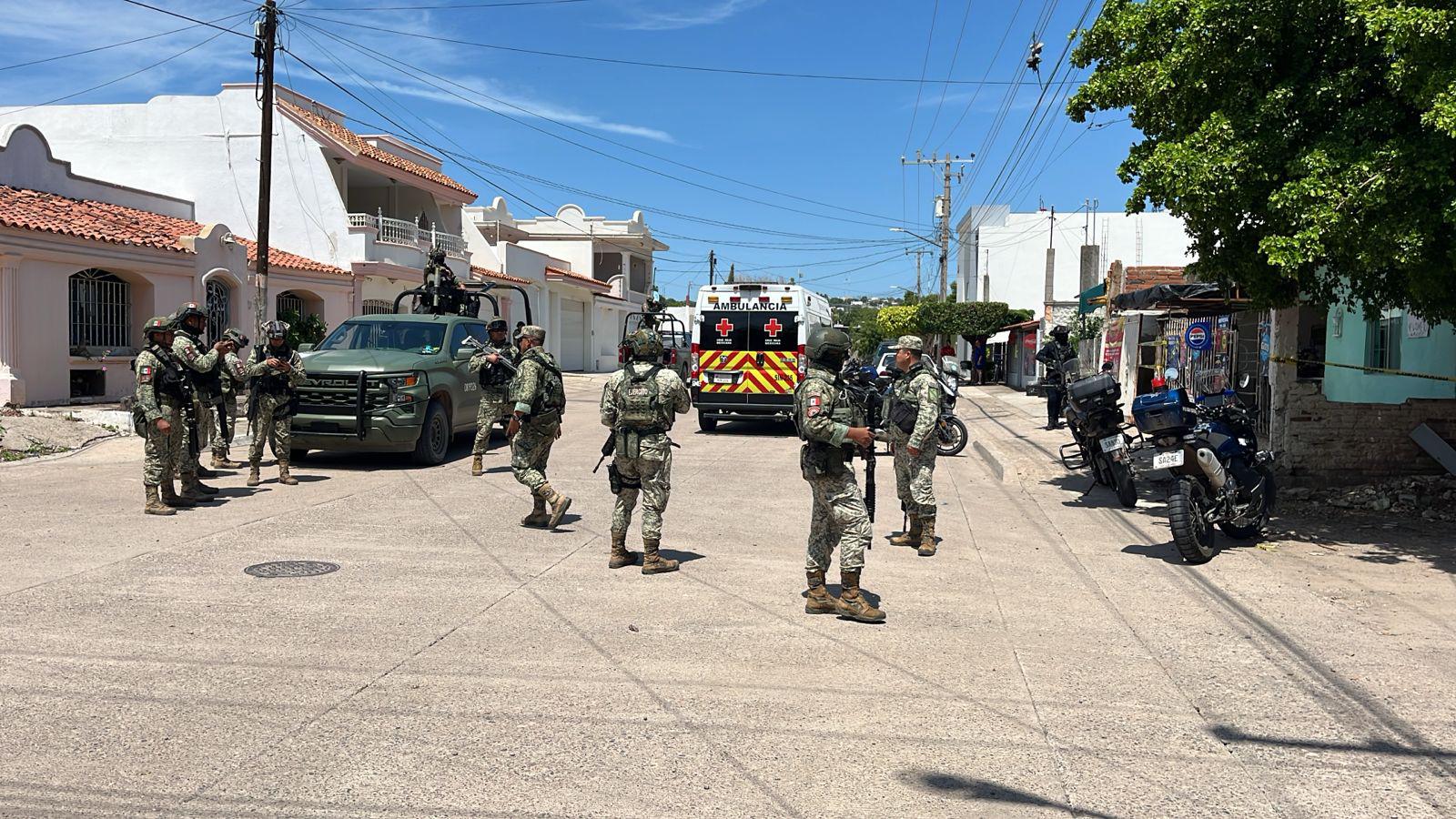 $!Matan a dos hombres dentro de tienda de abarrotes en la colonia Emiliano Zapata, Culiacán