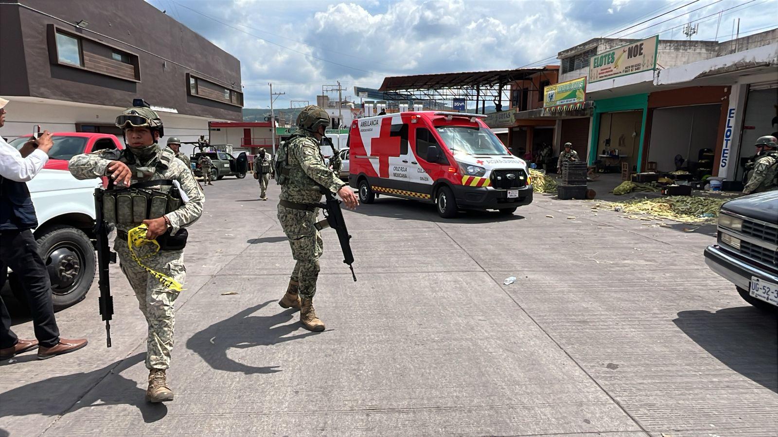 $!Hombre resulta herido en ataque armado en el Mercado de Abastos de Culiacán
