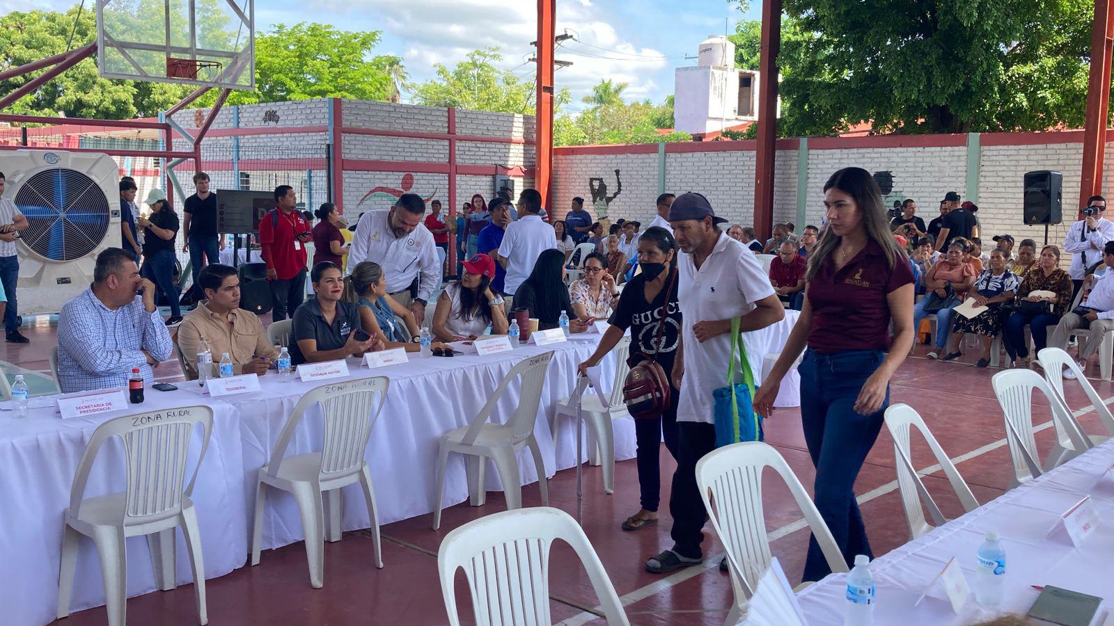 $!Habitantes de Villa Unión presentan 128 solicitudes a funcionarios dentro del Programa ‘Contigo Mazatlán’
