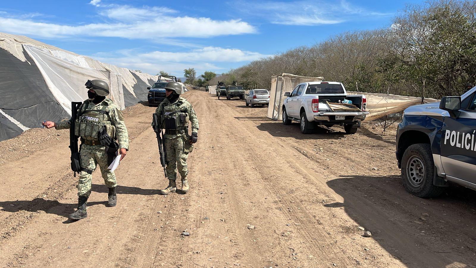 $!Reporta Sabuesos Guerreras hallazgo de cuerpo en una fosa, cerca de El Diez, al sur de Culiacán
