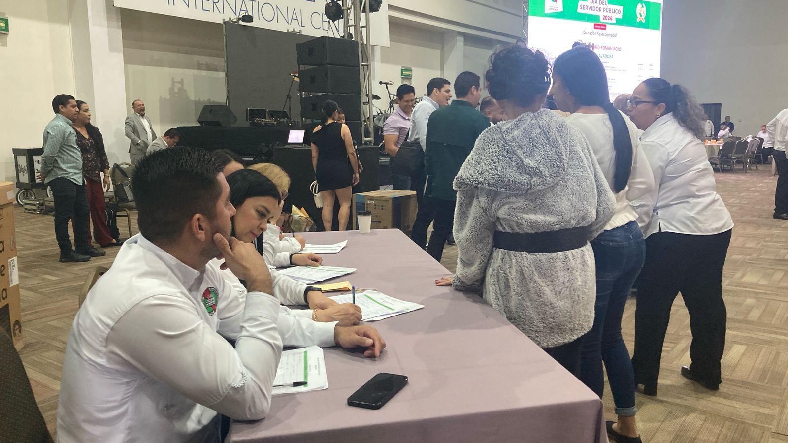 $!Conmemora STASE el Día del Servidor Público 2024