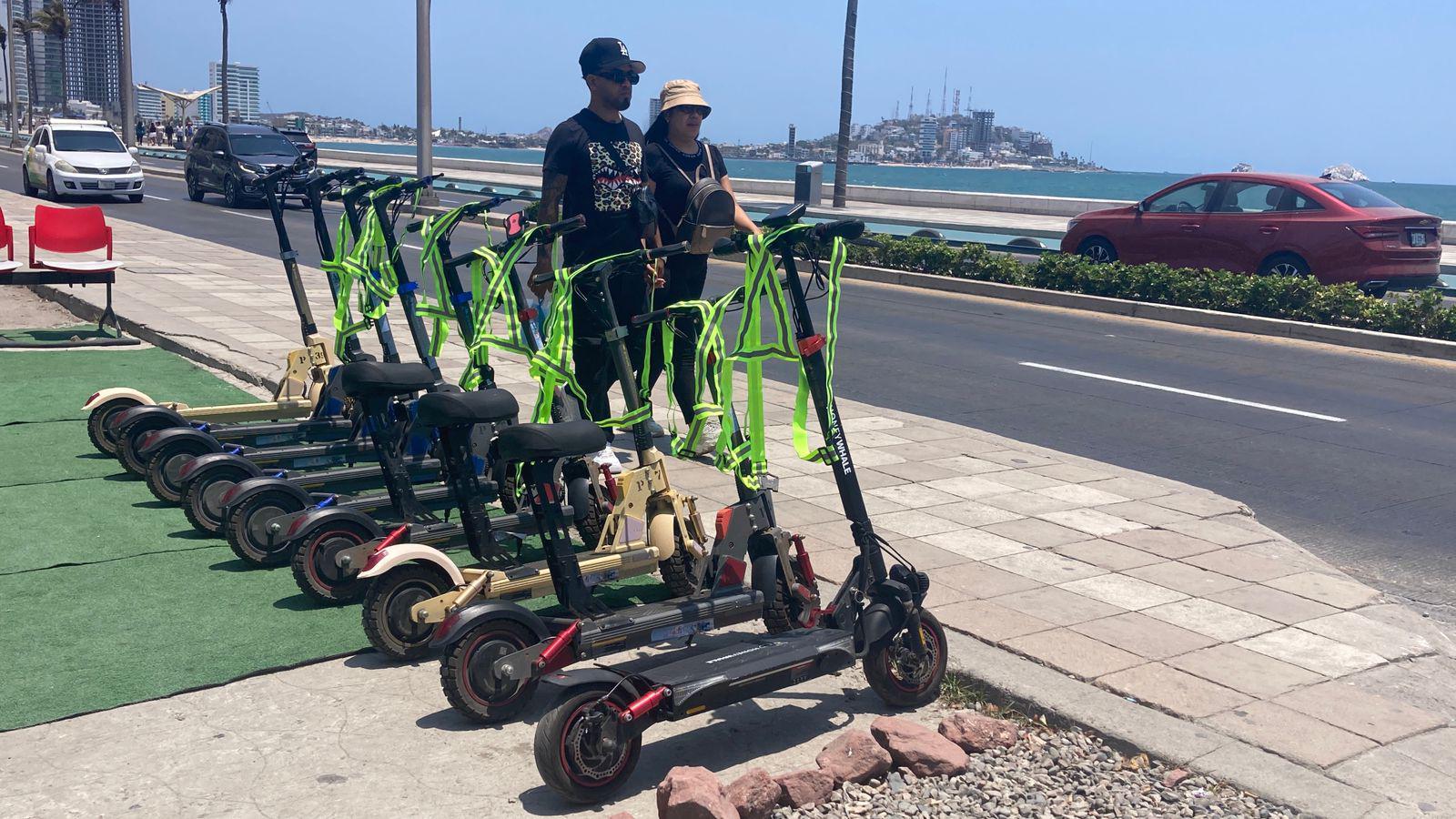 $!Buscan soluciones para prevenir accidentes en scooters tras atropello en el malecón de Mazatlán