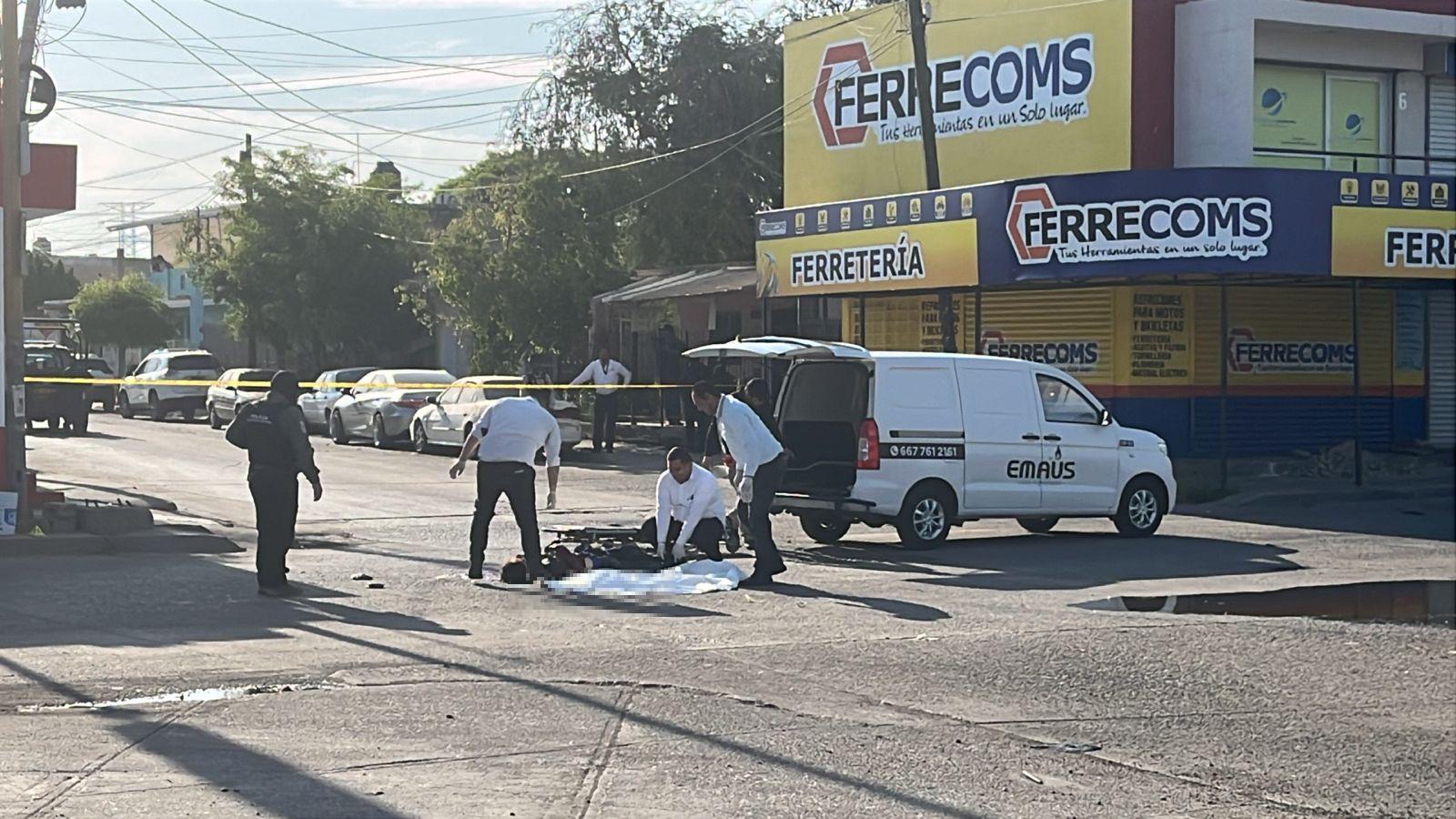 $!Un hombre fue atropellado y asesinado a balazos en la colonia Revolución, en Culiacán
