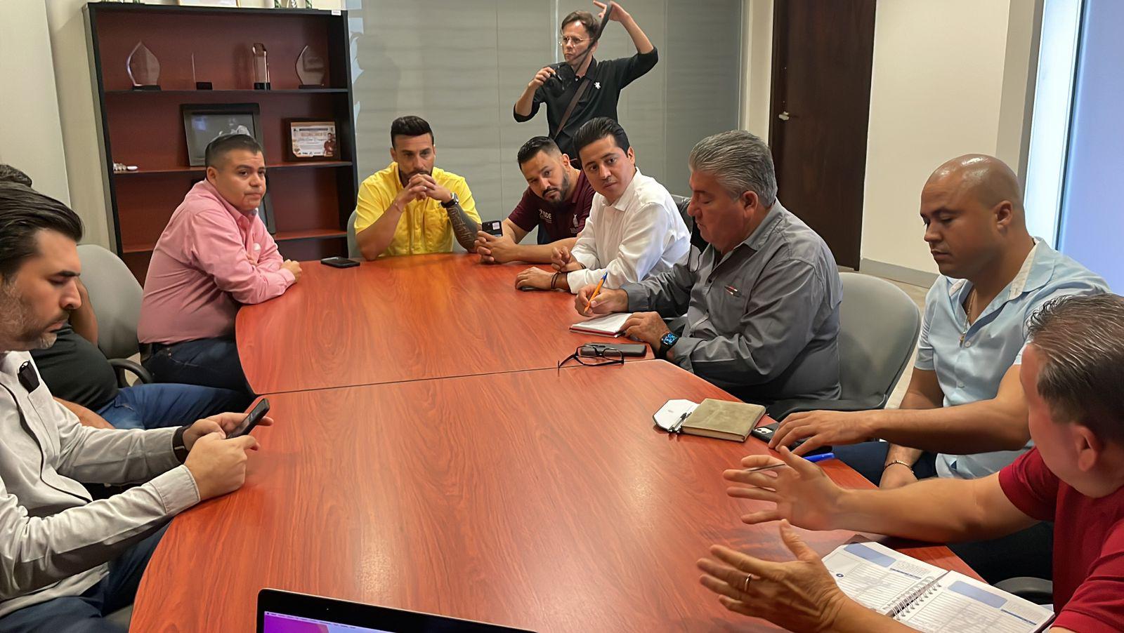$!Se reúnen de nuevo para planear Panamericano de Beisbol Sub 10