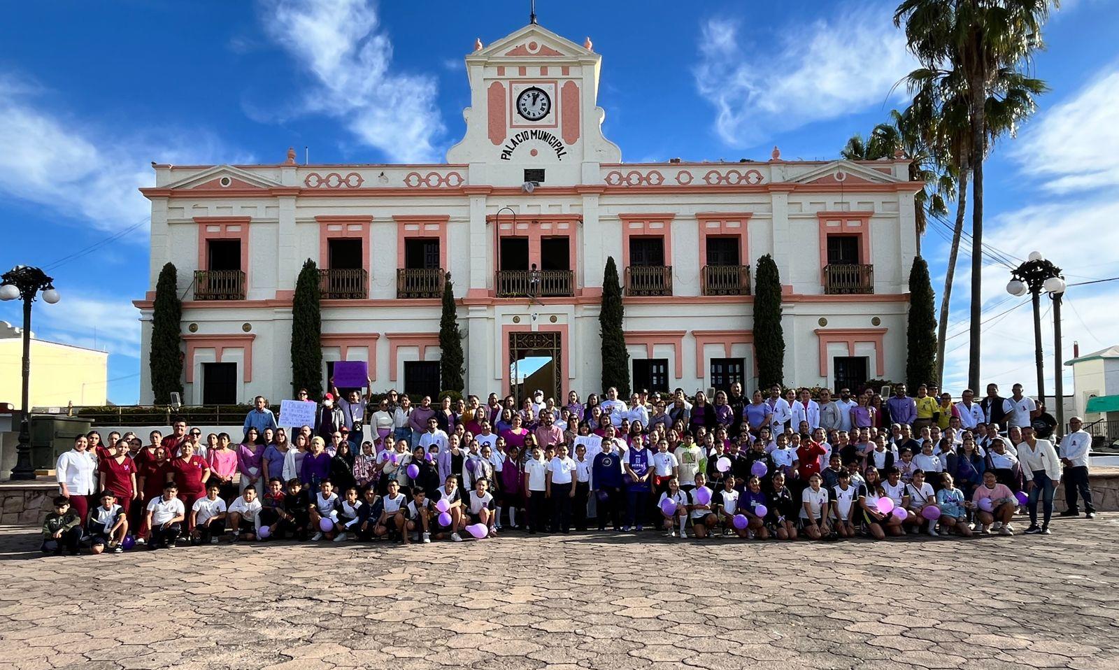 $!En Rosario, con una marcha conmemoran el Día Internacional de la Mujer
