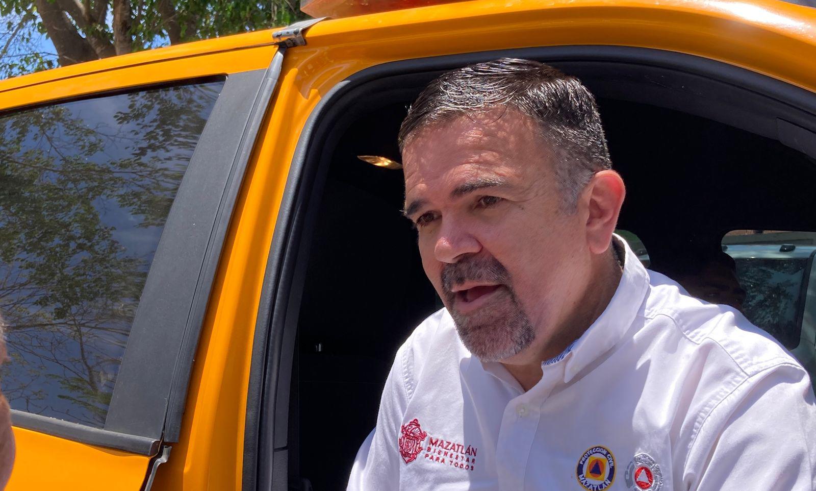 $!Sin bebidas alcohólicas ni bocinas, las restricciones en panteones de Mazatlán este Día de las Madres