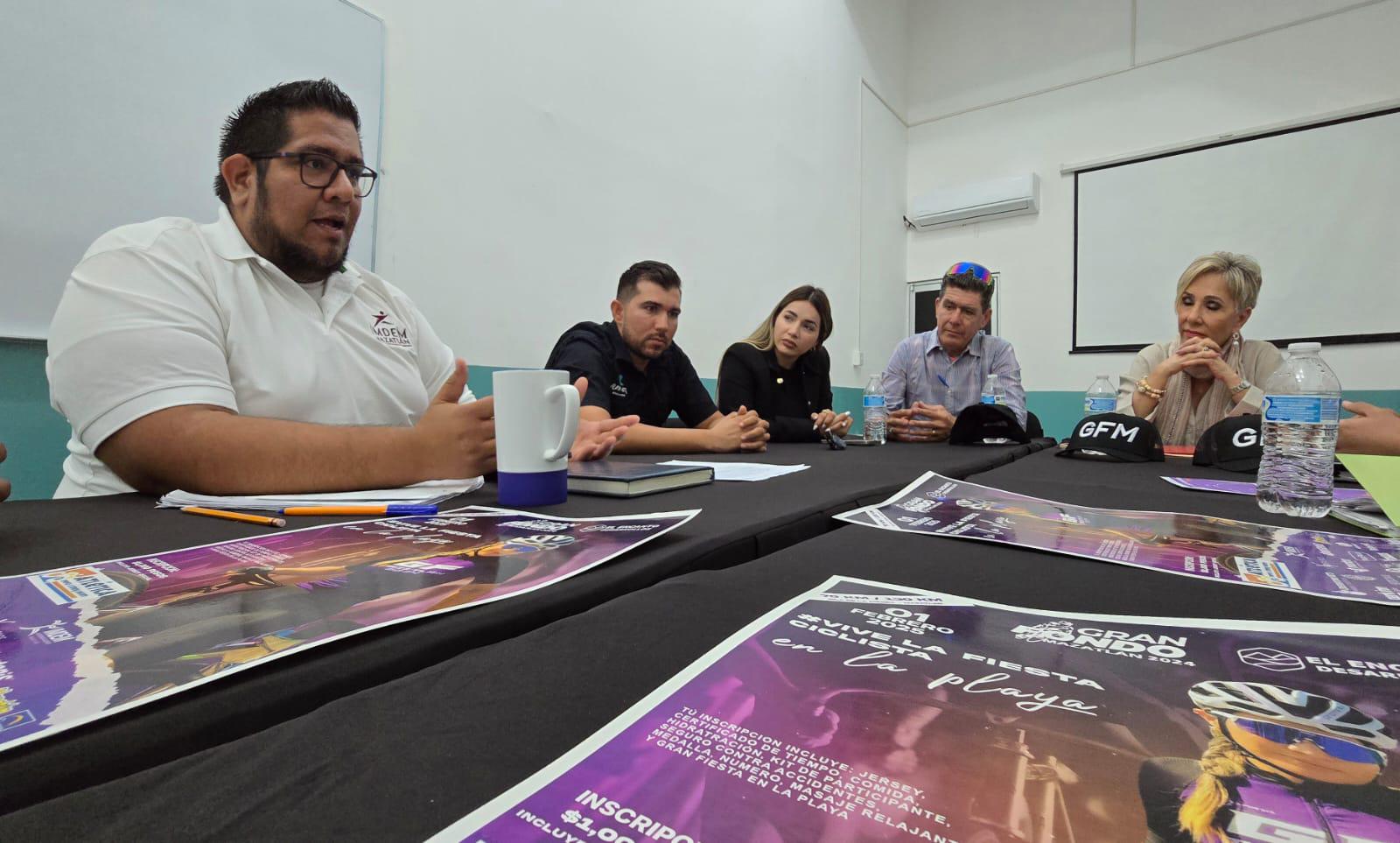 $!Va el Gran Fondo Mazatlán por el récord de 600 competidores