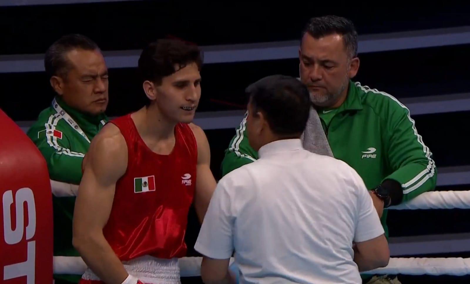 $!Cae Marco Verde en Mundial de Boxeo tras un cerrado duelo