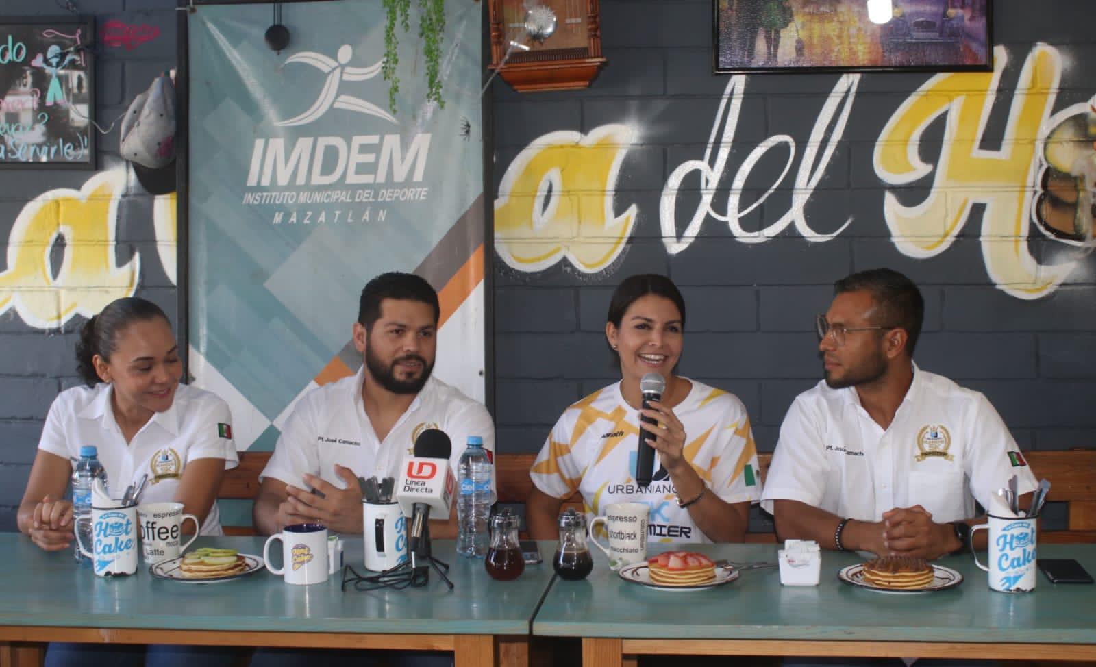 $!Presentan playera oficial de la Primera Carrera Urbanianos Running 5K Premier