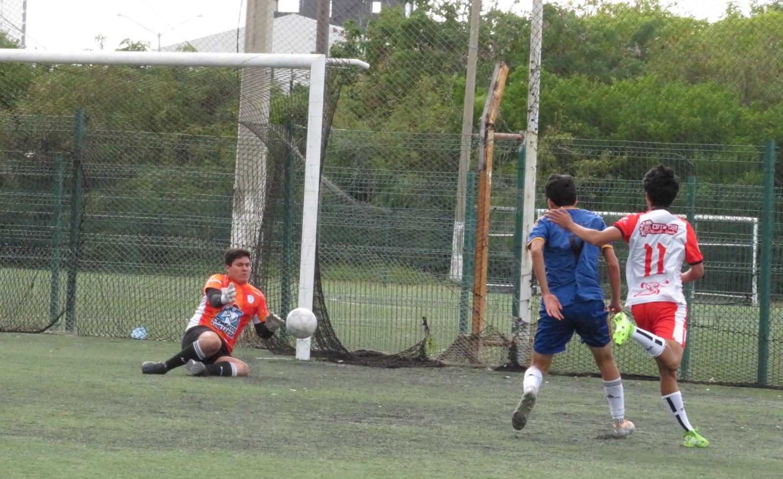 $!Buen inicio de Cbtis 51 y Cobaes 35 en la Copa Estudiantil