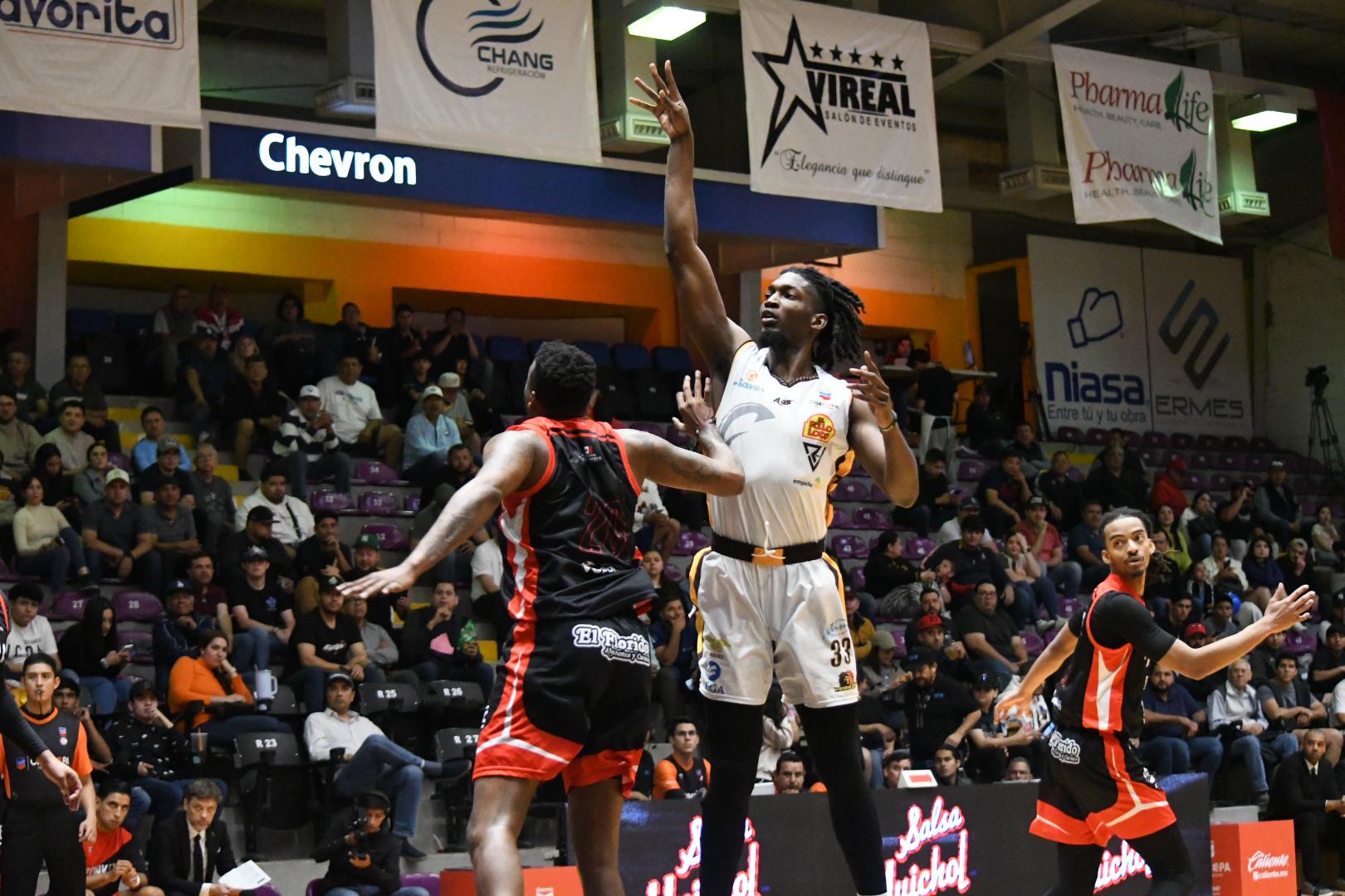 $!El esfuerzo de los Frayles de Guasave no fue suficiente y cayeron ante Zonkeys de Tijuana