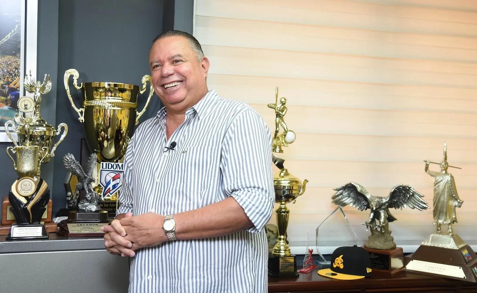 $!Cañeros de Los Mochis anuncia a Félix Fermín como su nuevo mánager