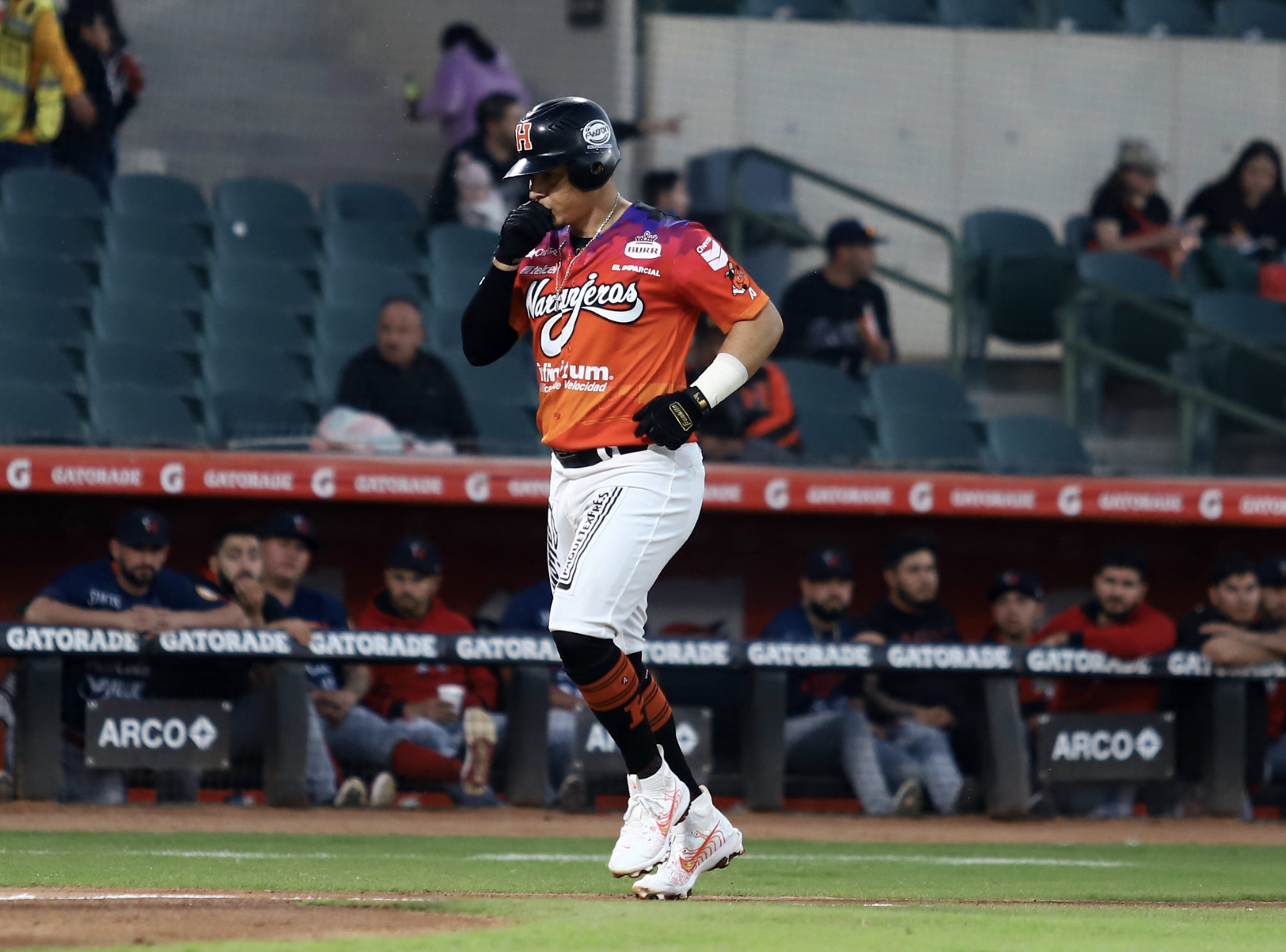 $!Charros y Naranjeros intercambian infielders