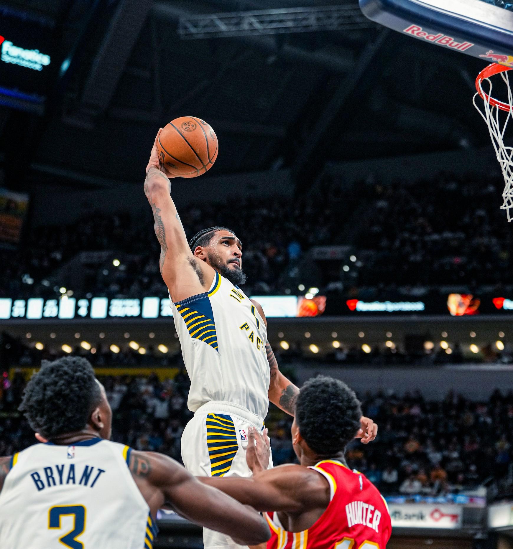 $!Pacers superan a Hawks en emocionante duelo