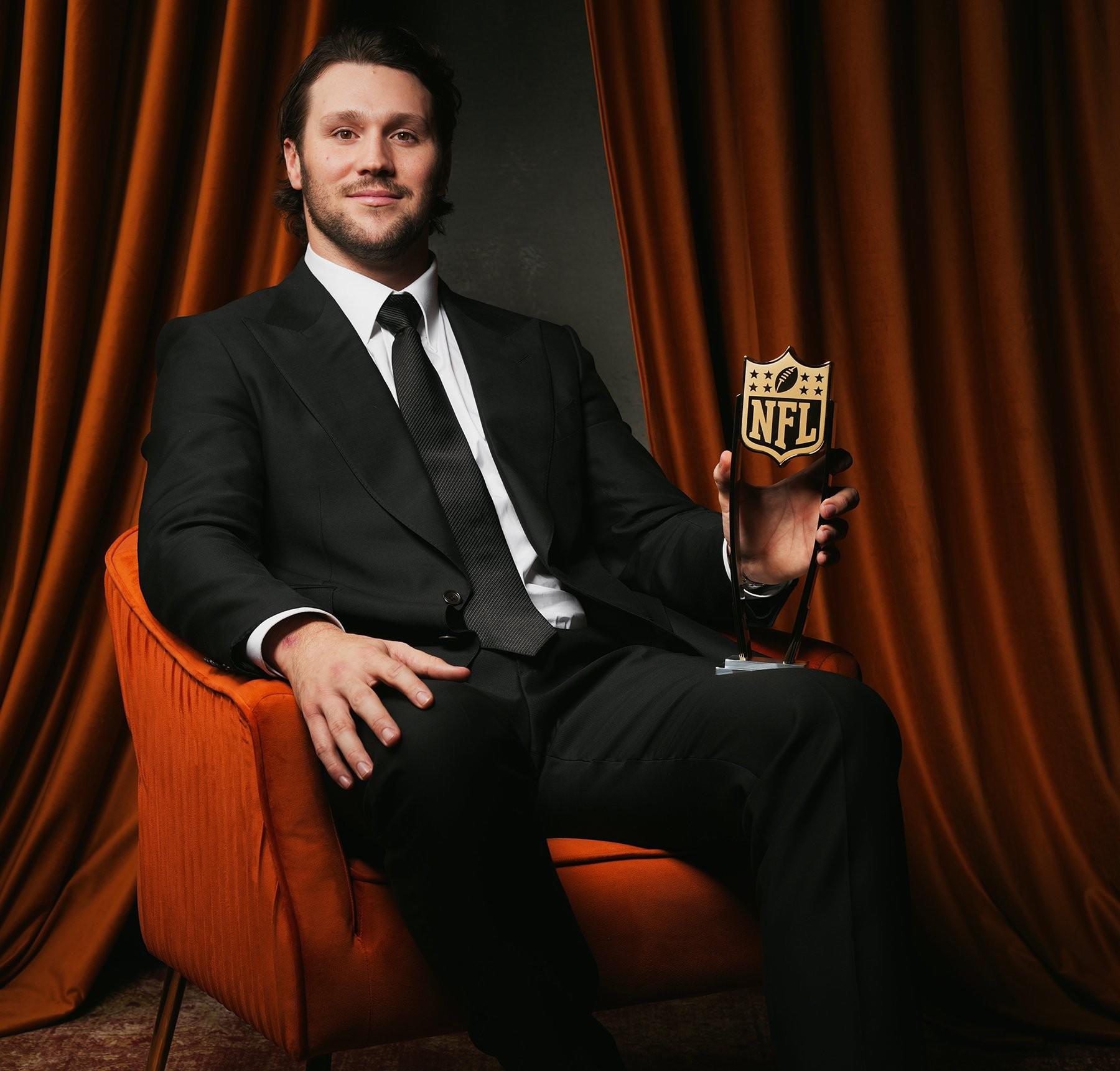 $!Josh Allen Brilla en NFL Honors 2024: Premios y Reconocimientos