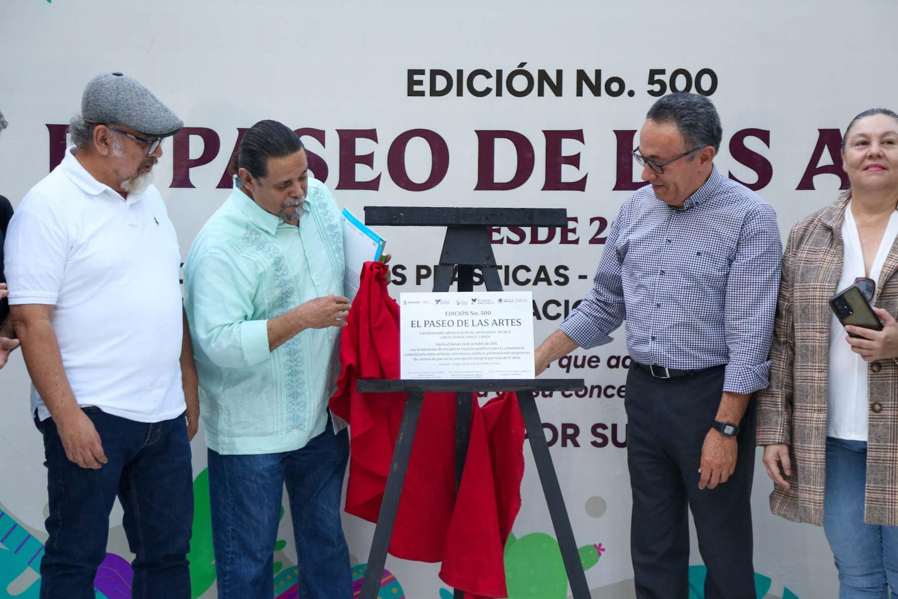 $!Este esfuerzo ciudadano ha sido apoyado por el Instituto Sinaloense de Cultura y juntos develaron la placa.