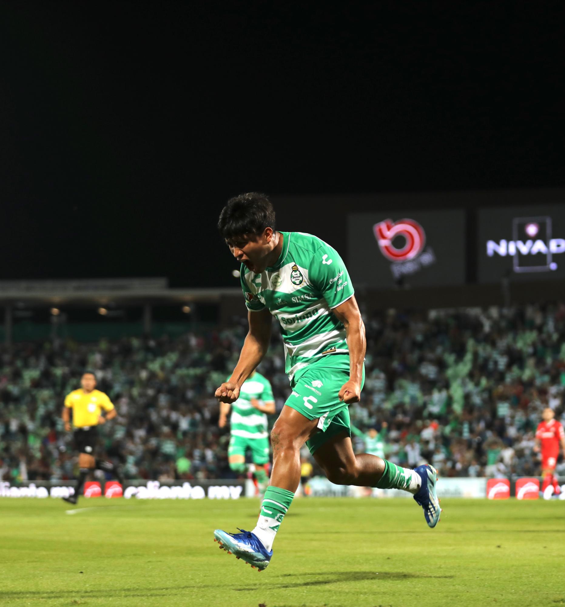 $!Santos vence a Toluca y se mete en zona de ‘play-in’