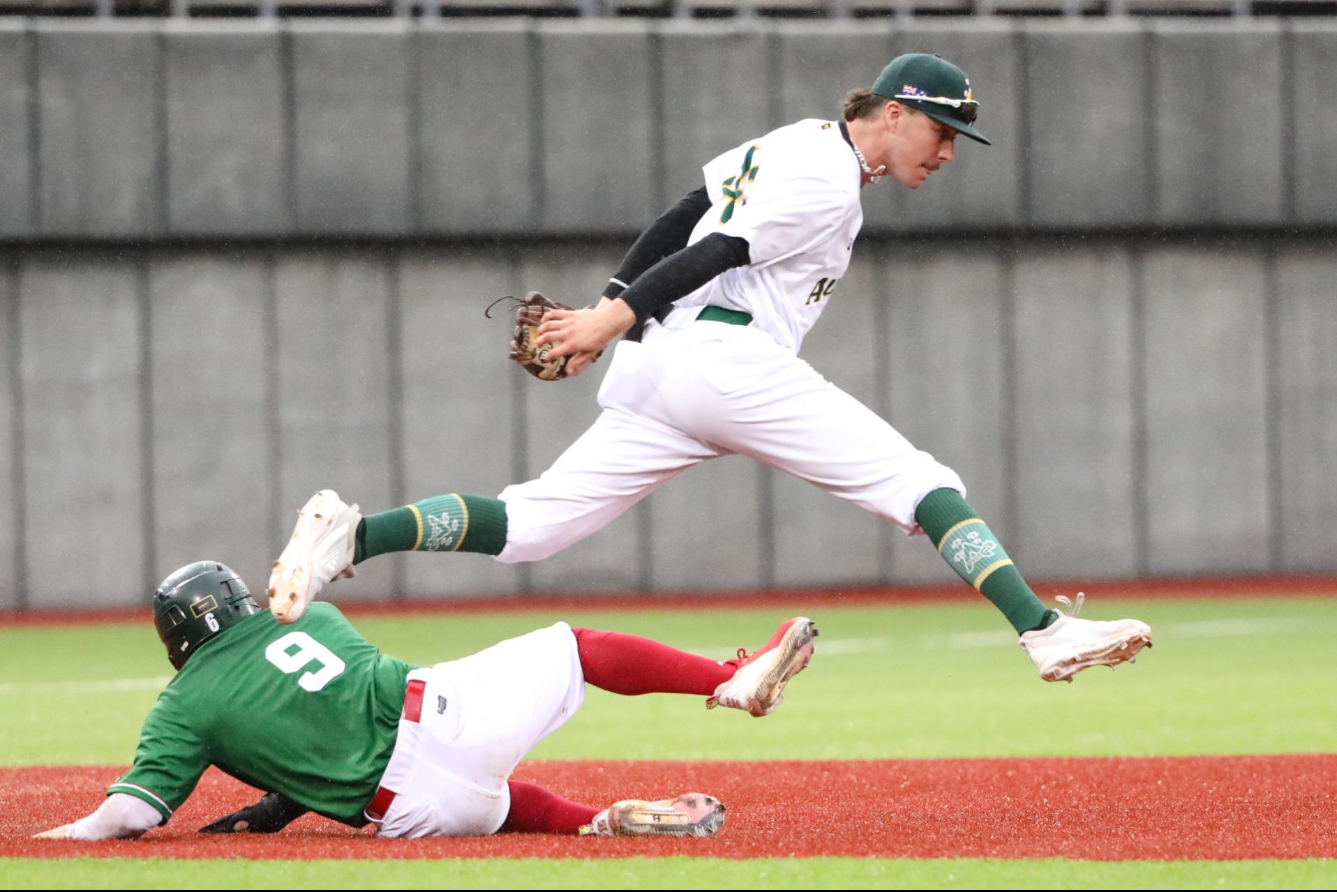 $!Sinaloense Manuel Castro debuta con triunfo en Mundial de Beisbol U23