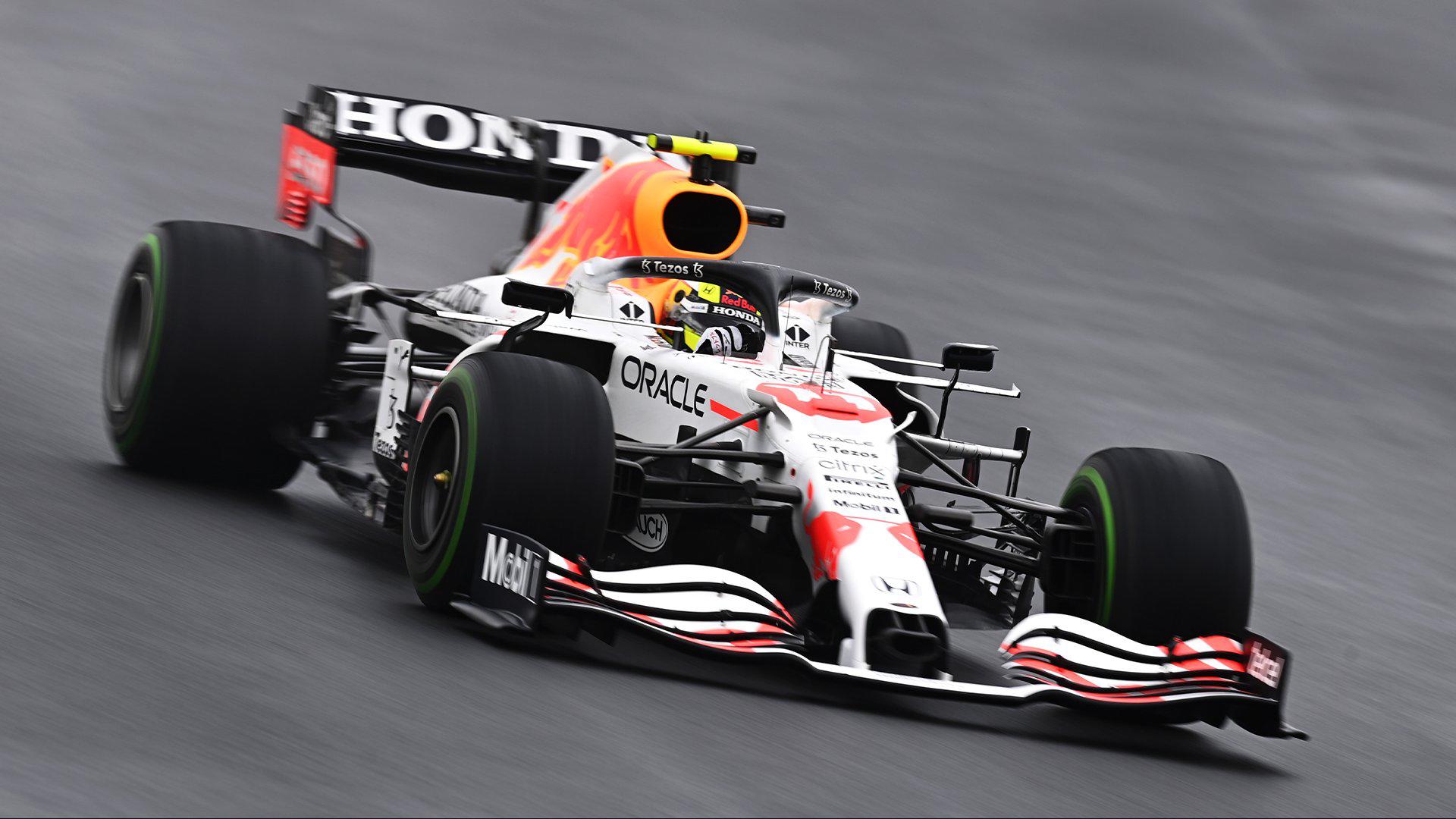 $!Checo Pérez sube al podio en el Gran Premio de Turquía
