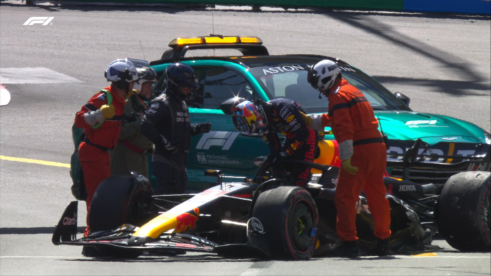 $!Checo Pérez choca y saldrá último en GP de Mónaco