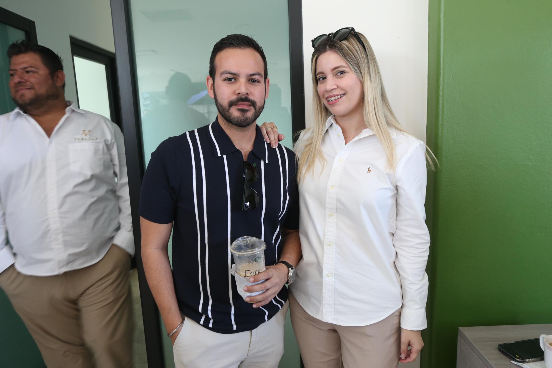 $!Érick Lizárraga y Verónica Gildo.