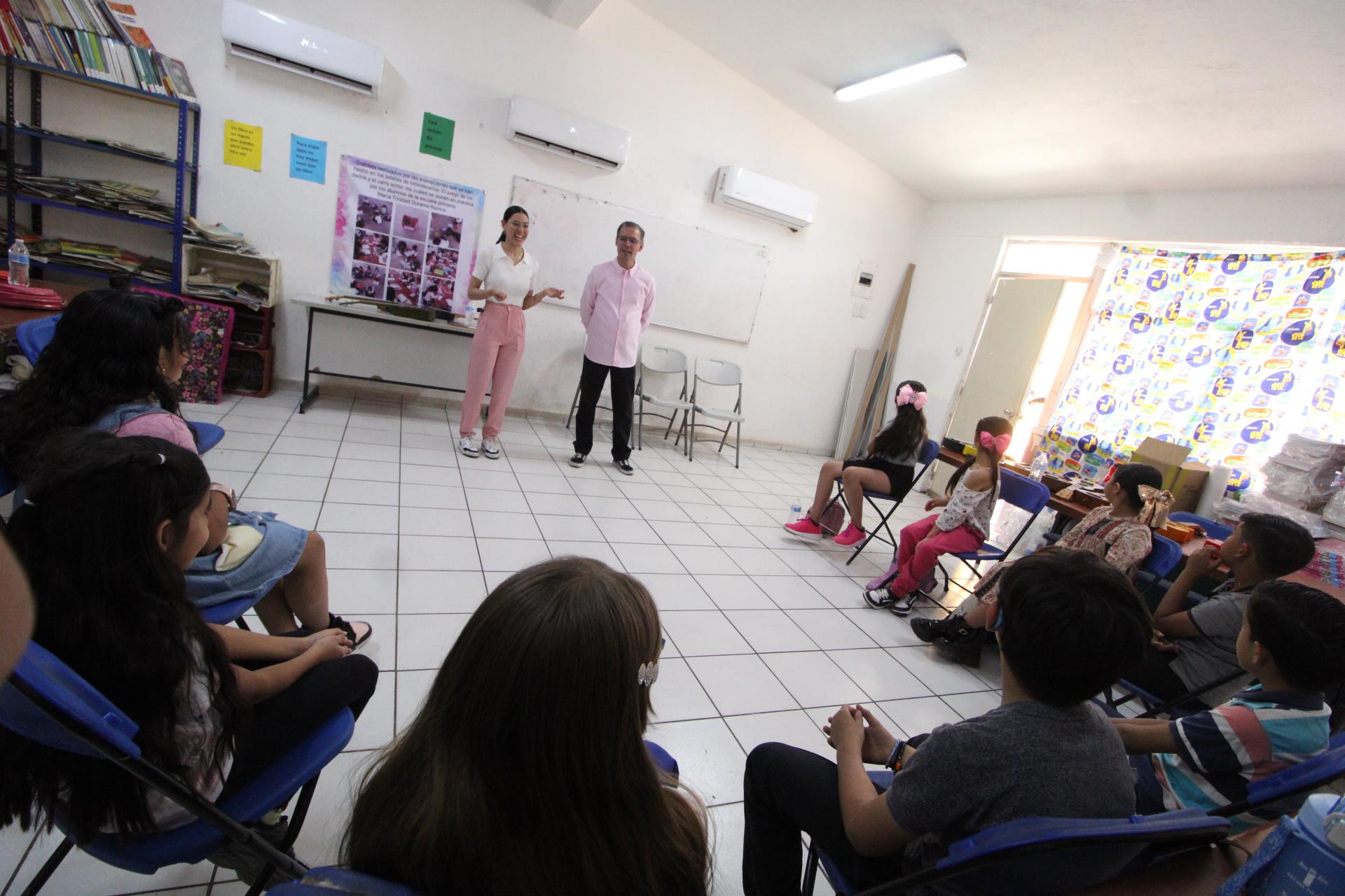 $!Además de los alumnos participan las madres de familia.