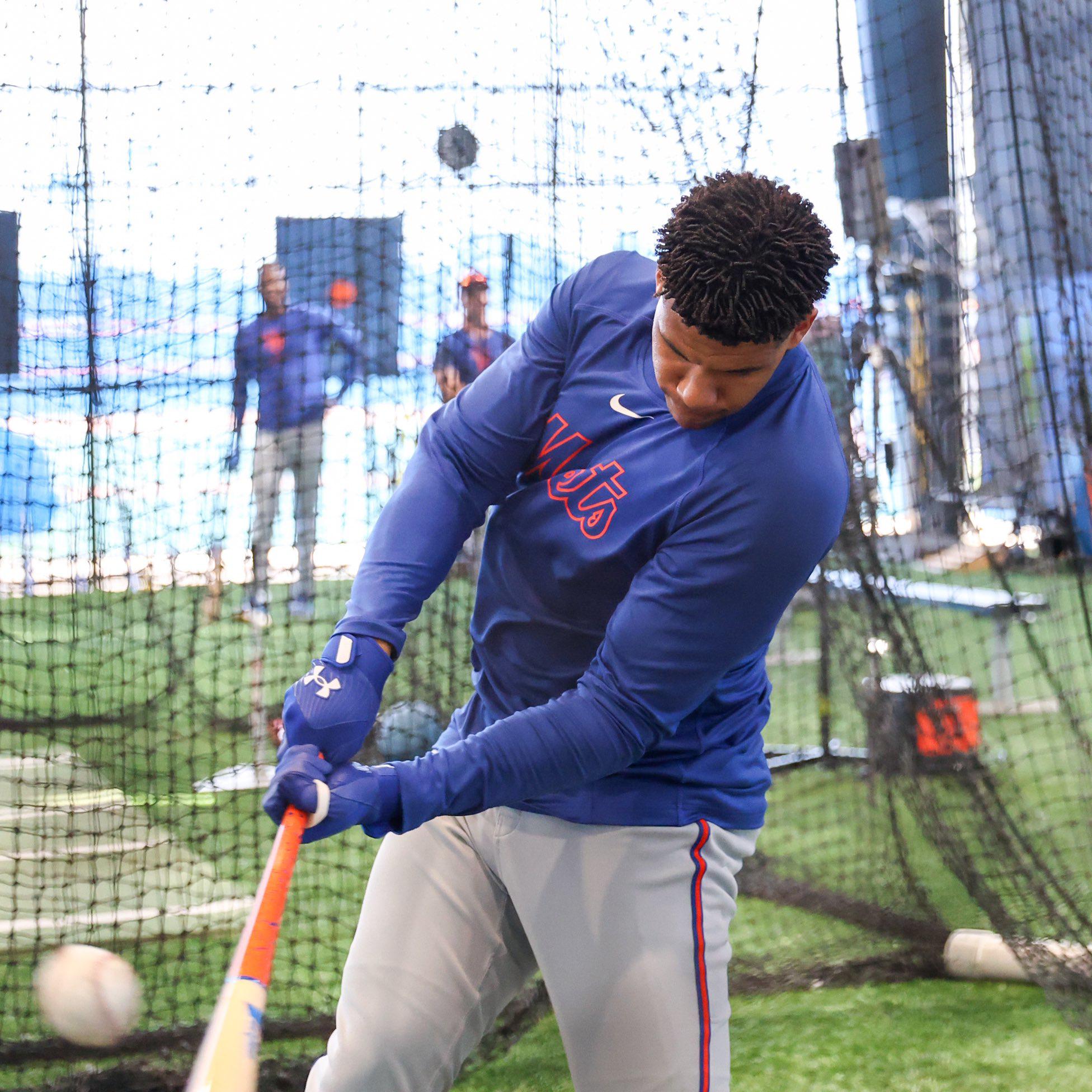 $!Juan Soto atrajo una multitud de miradas con su llegada a los entrenamientos de Mets