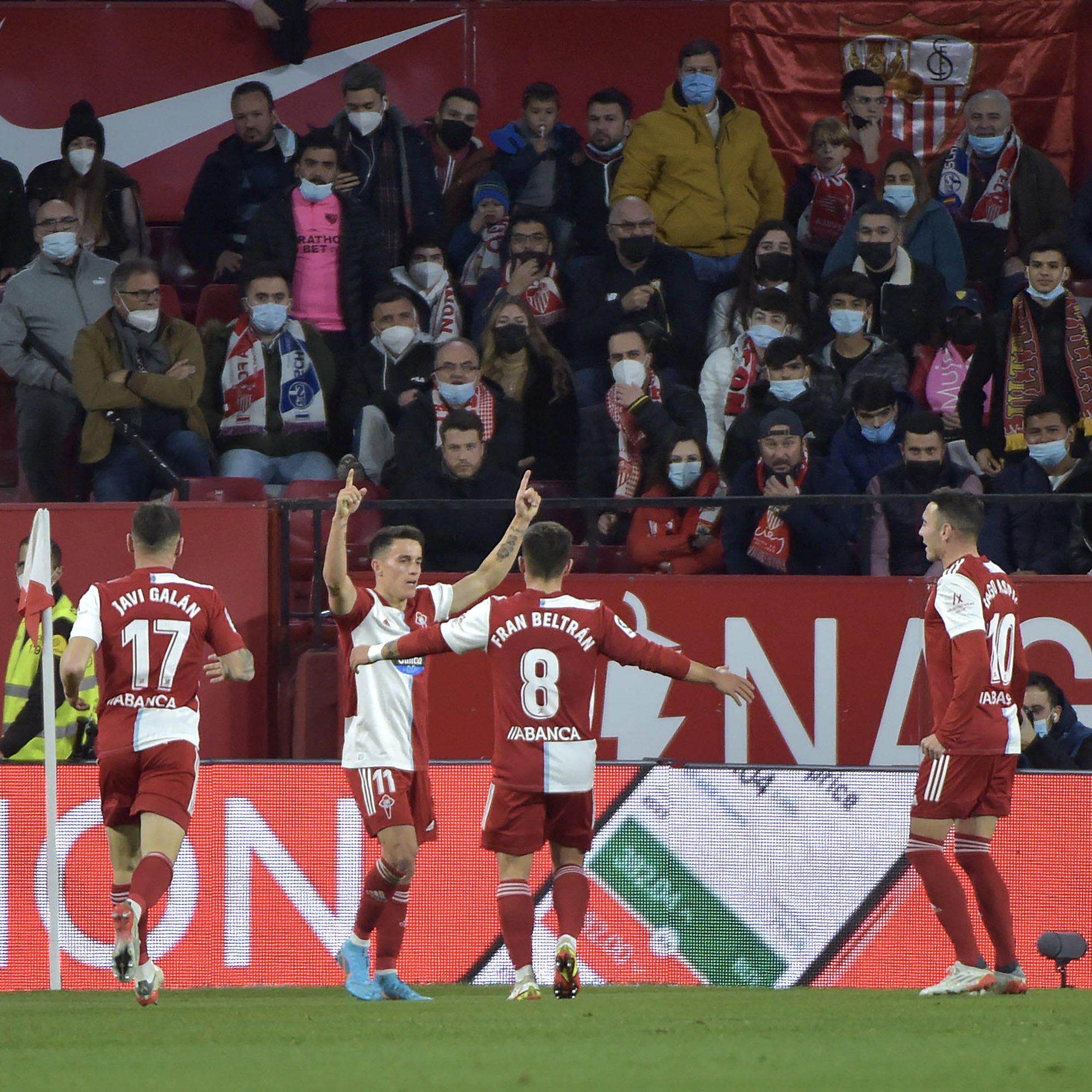 $!‘Tecatito’ Corona y Néstor Araujo, protagonistas en empate 2-2 entre Sevilla y Celta