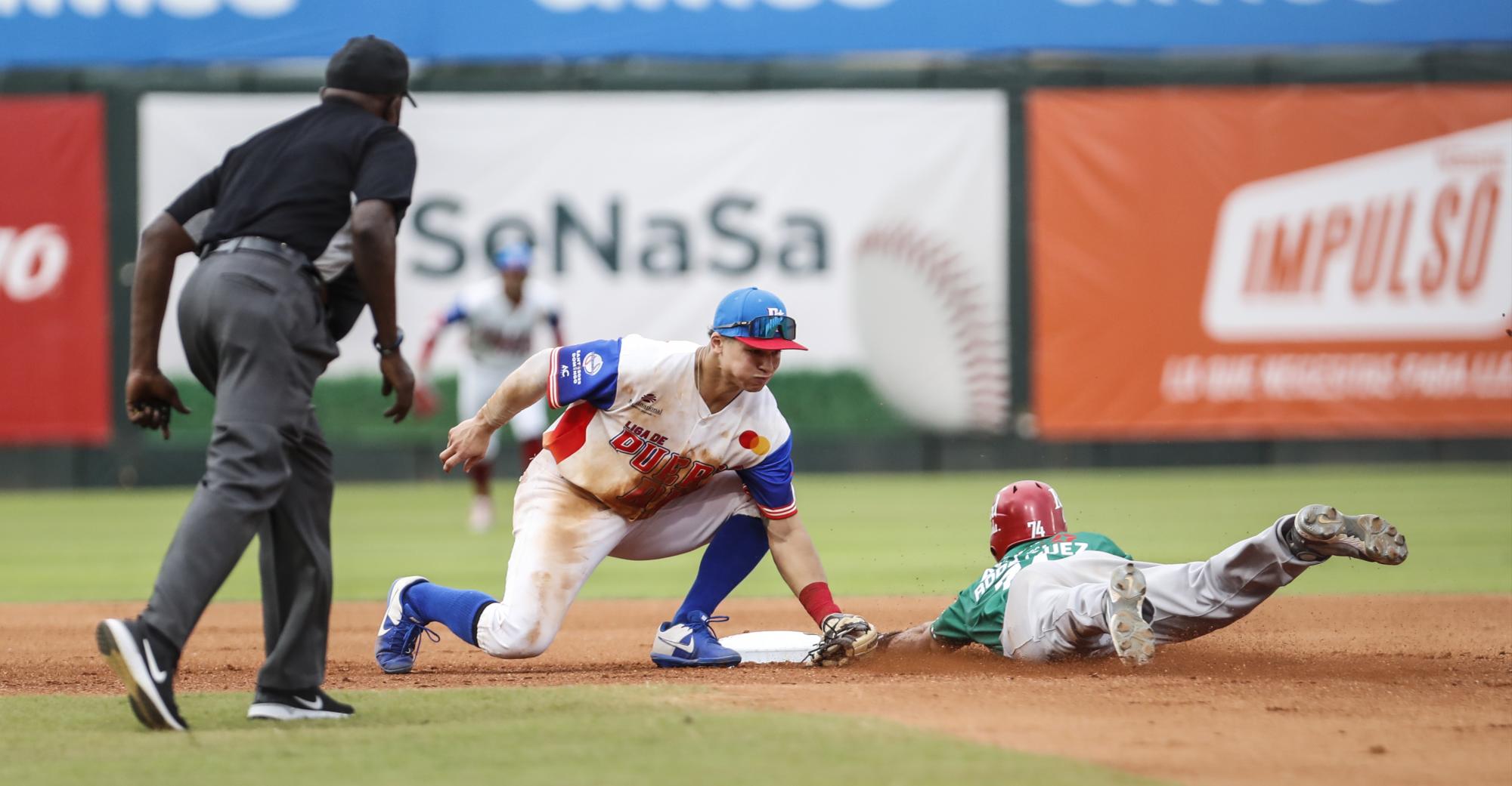 $!Nick Struck comanda victoria de México sobre Puerto Rico